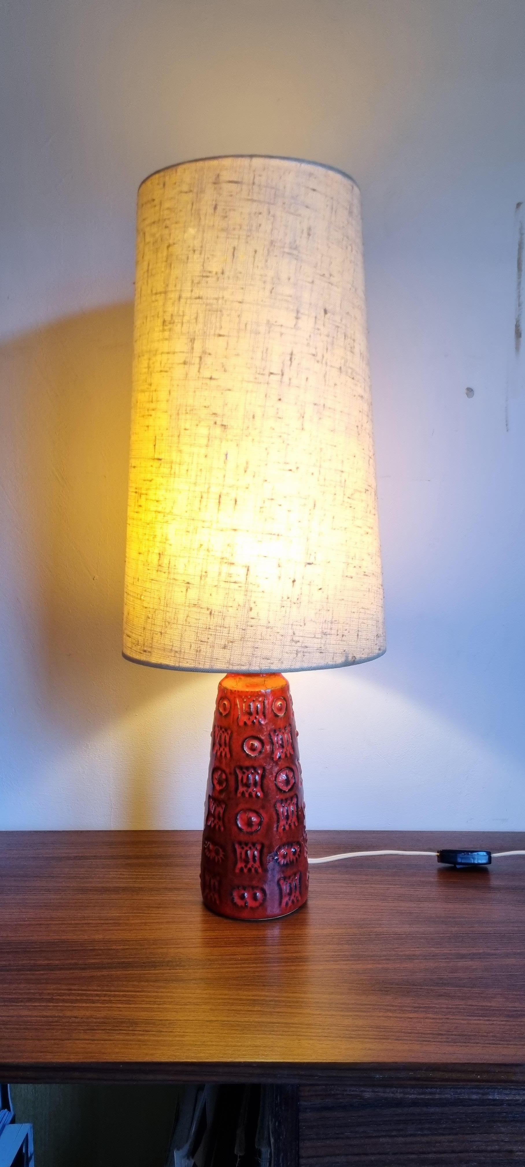 table lava lamp