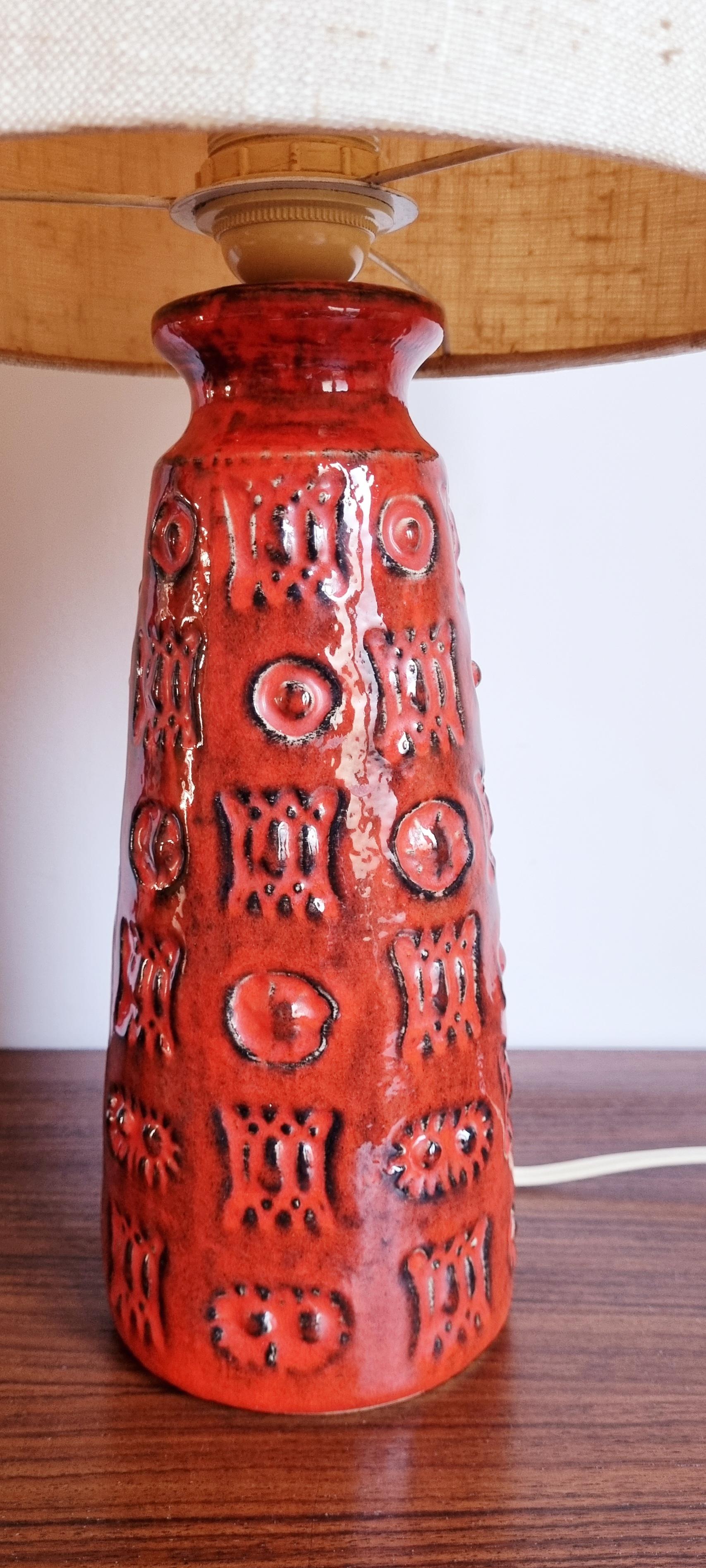 German Ceramic Spara Fat Lava Table Lamp by Halidan Kutlv, 1960s In Good Condition For Sale In AMSTERDAM, NH