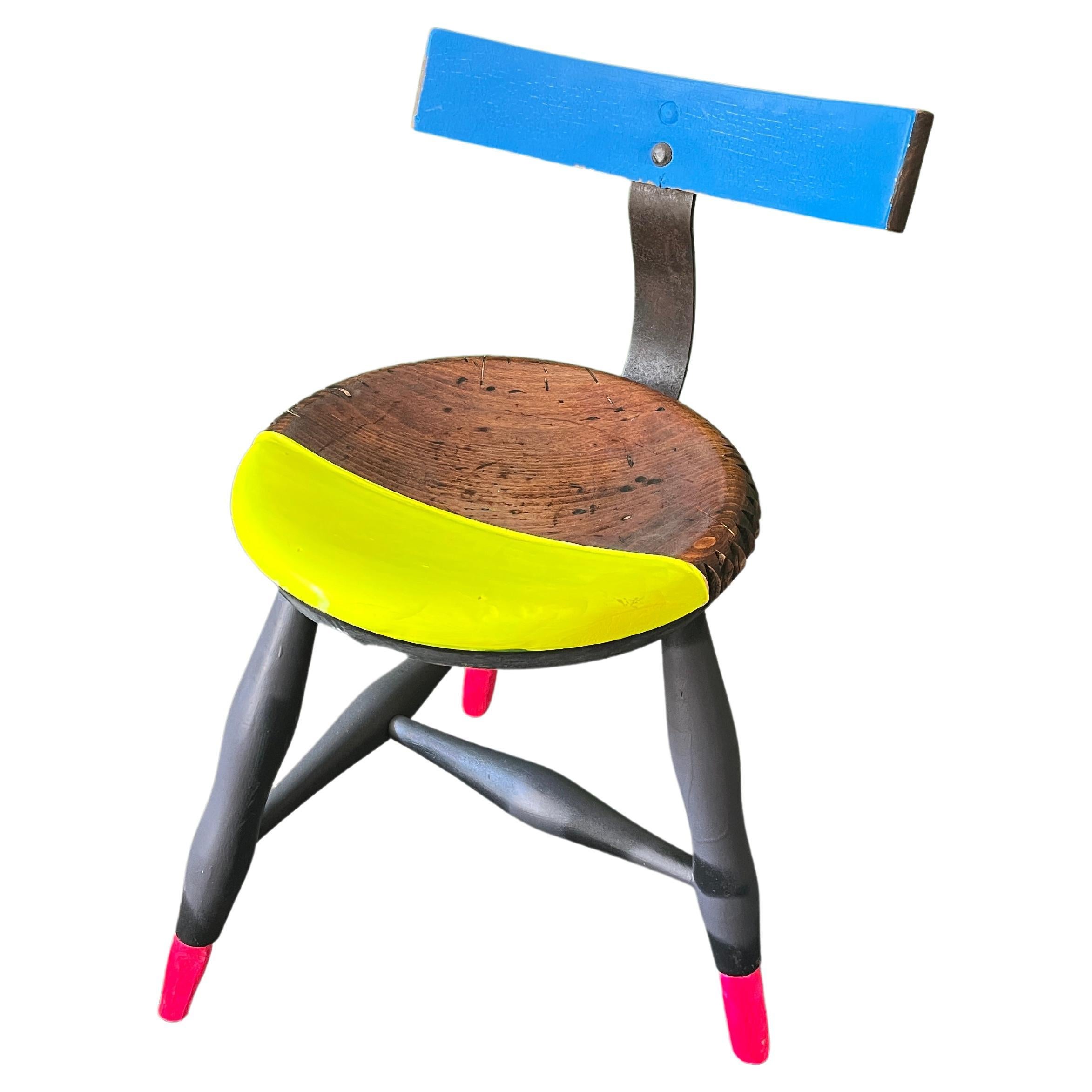 Tabouret de travail allemand en cerisier «kiss the future » de Markus Friedrich Staab en vente