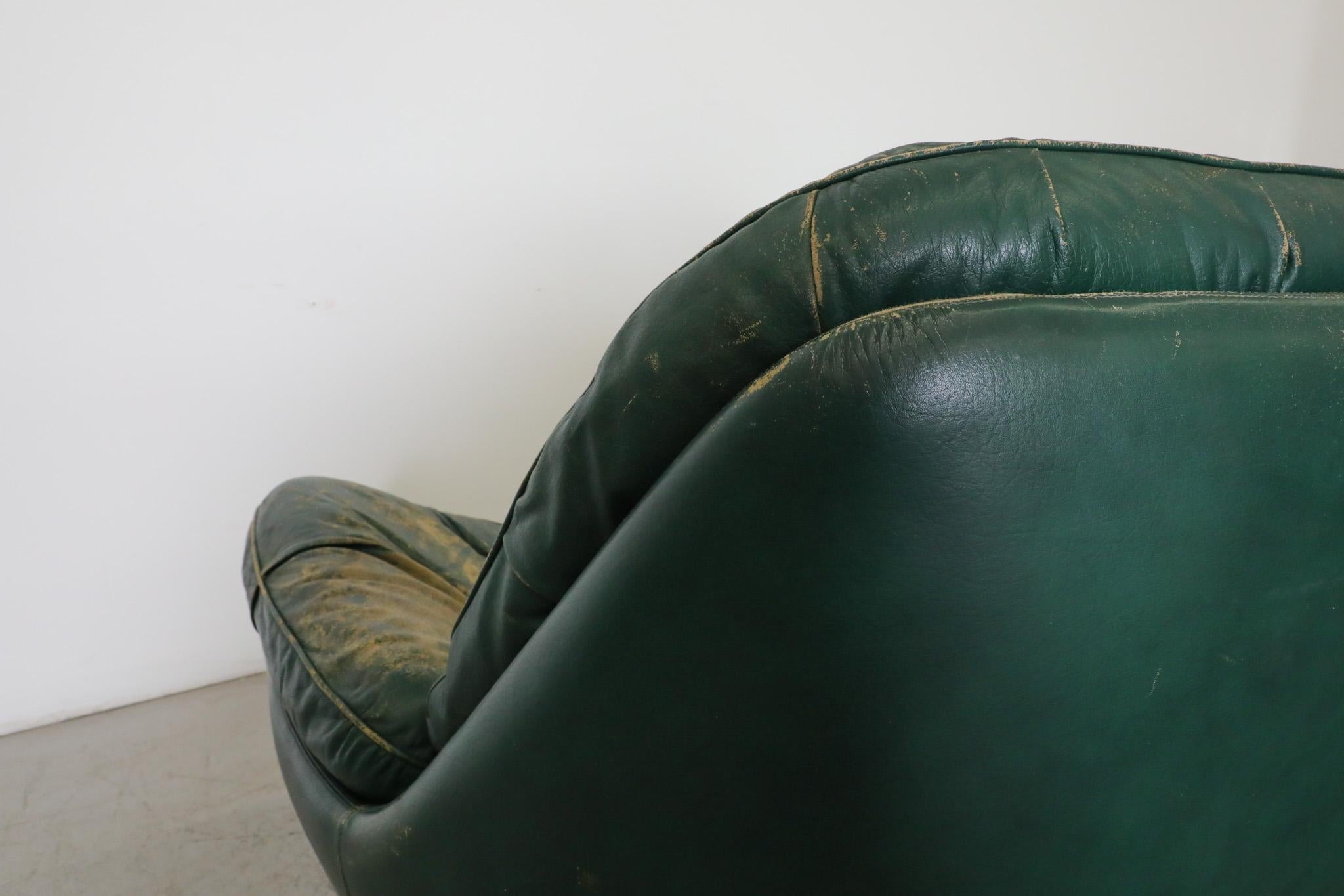 German Chesterfield Style Mid-Century Green Leather Tufted Sofa on Front Wheels For Sale 5