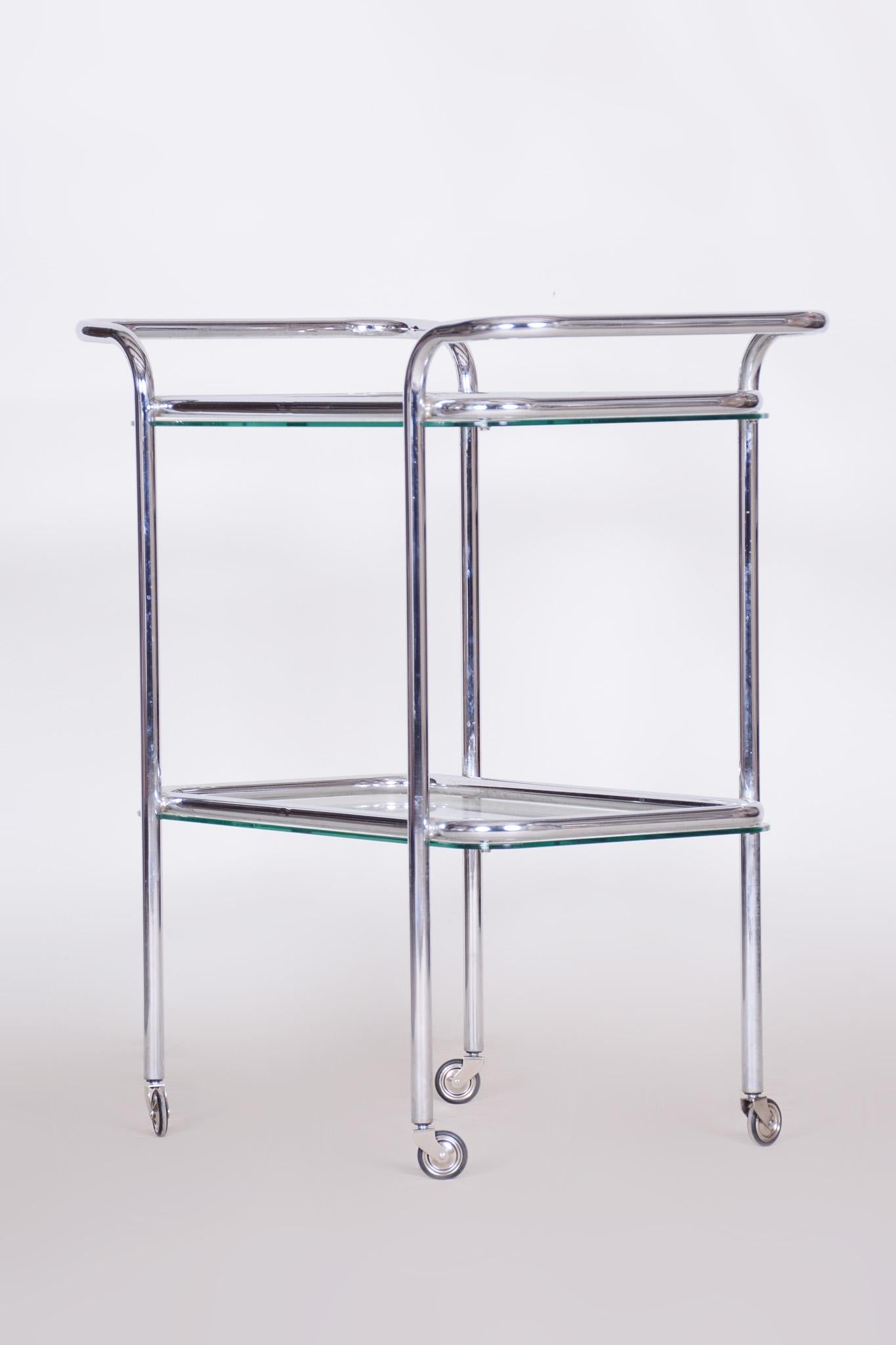 Deutscher Trolley aus Chrom und Glas, Originalzustand, Bauhaus, hergestellt 1940er Jahre (Mitte des 20. Jahrhunderts) im Angebot