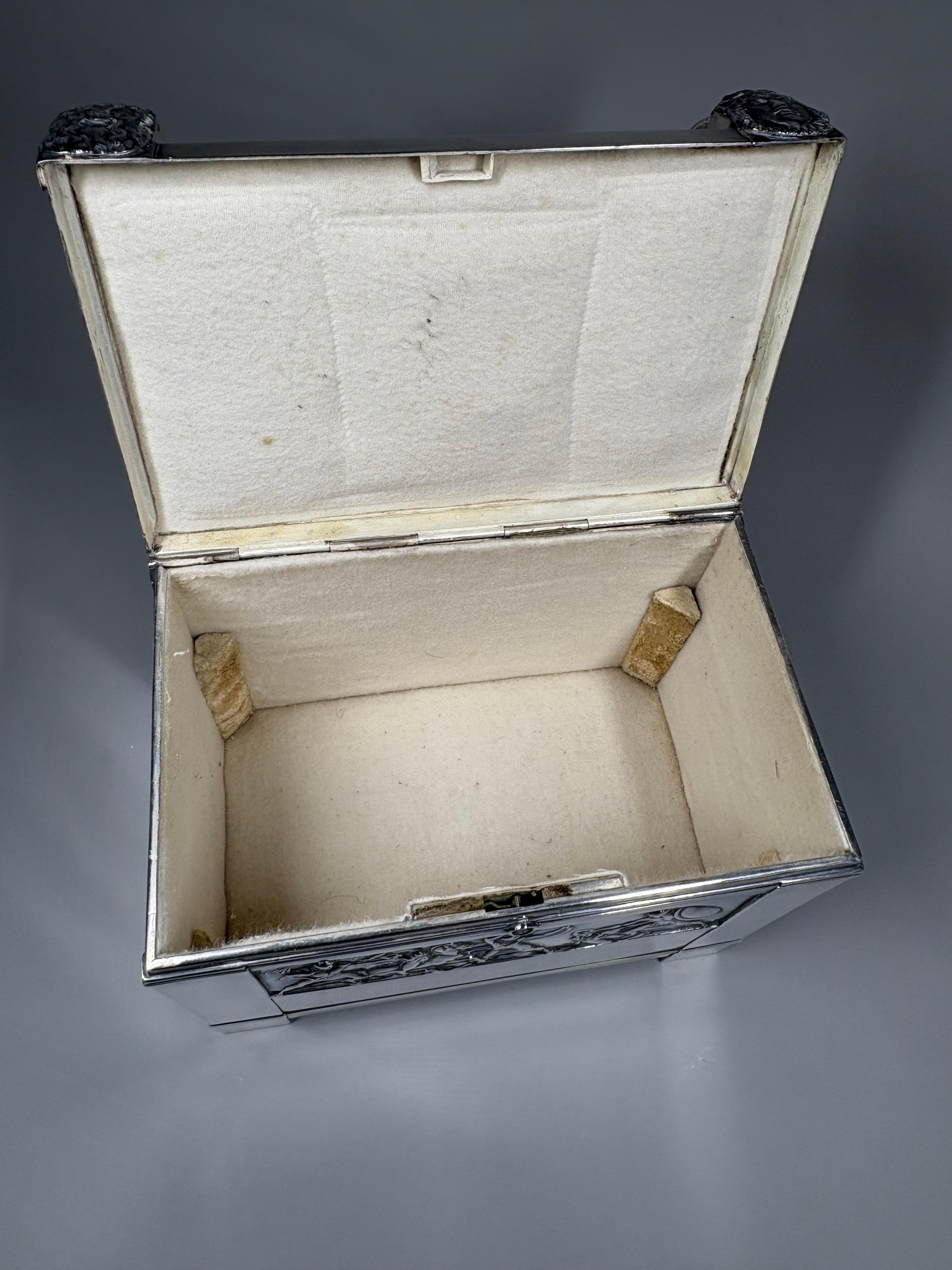 Cercueil en argent plaqué de style néo-classique allemand 