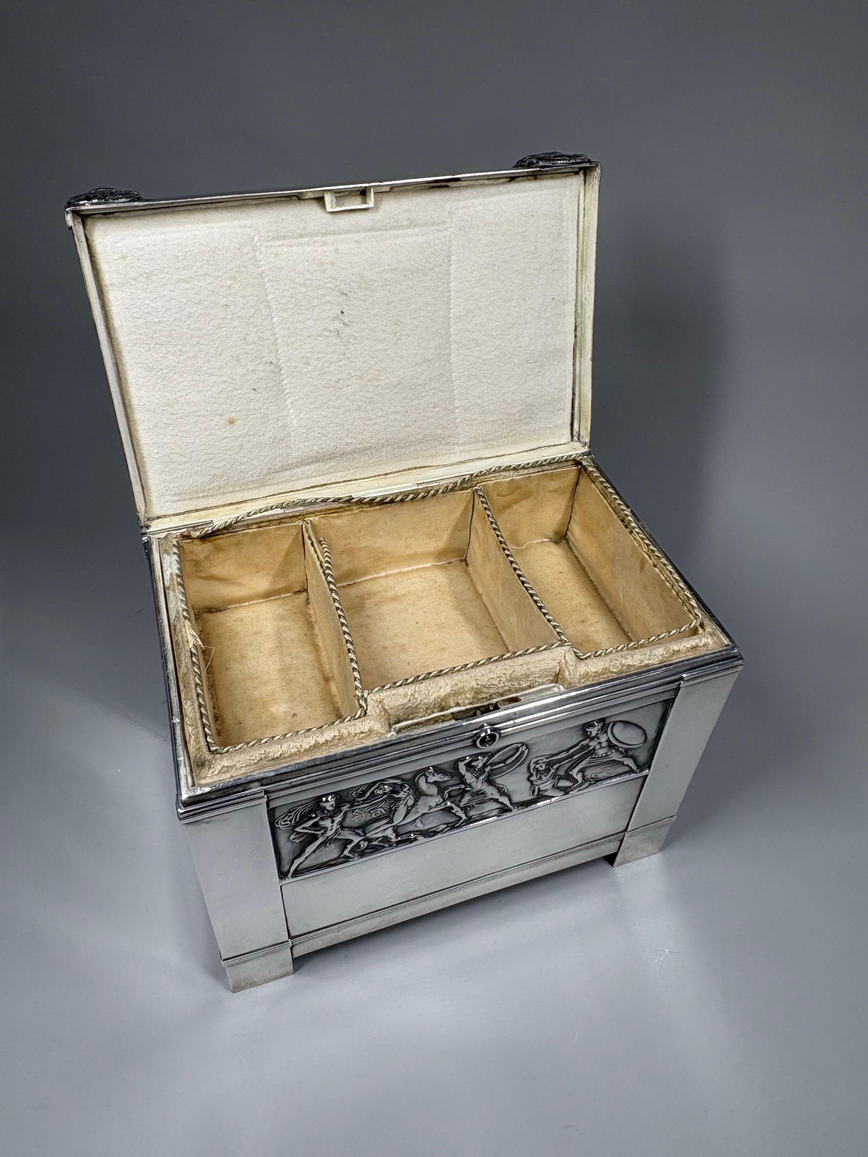 Cercueil en argent plaqué de style néo-classique allemand 