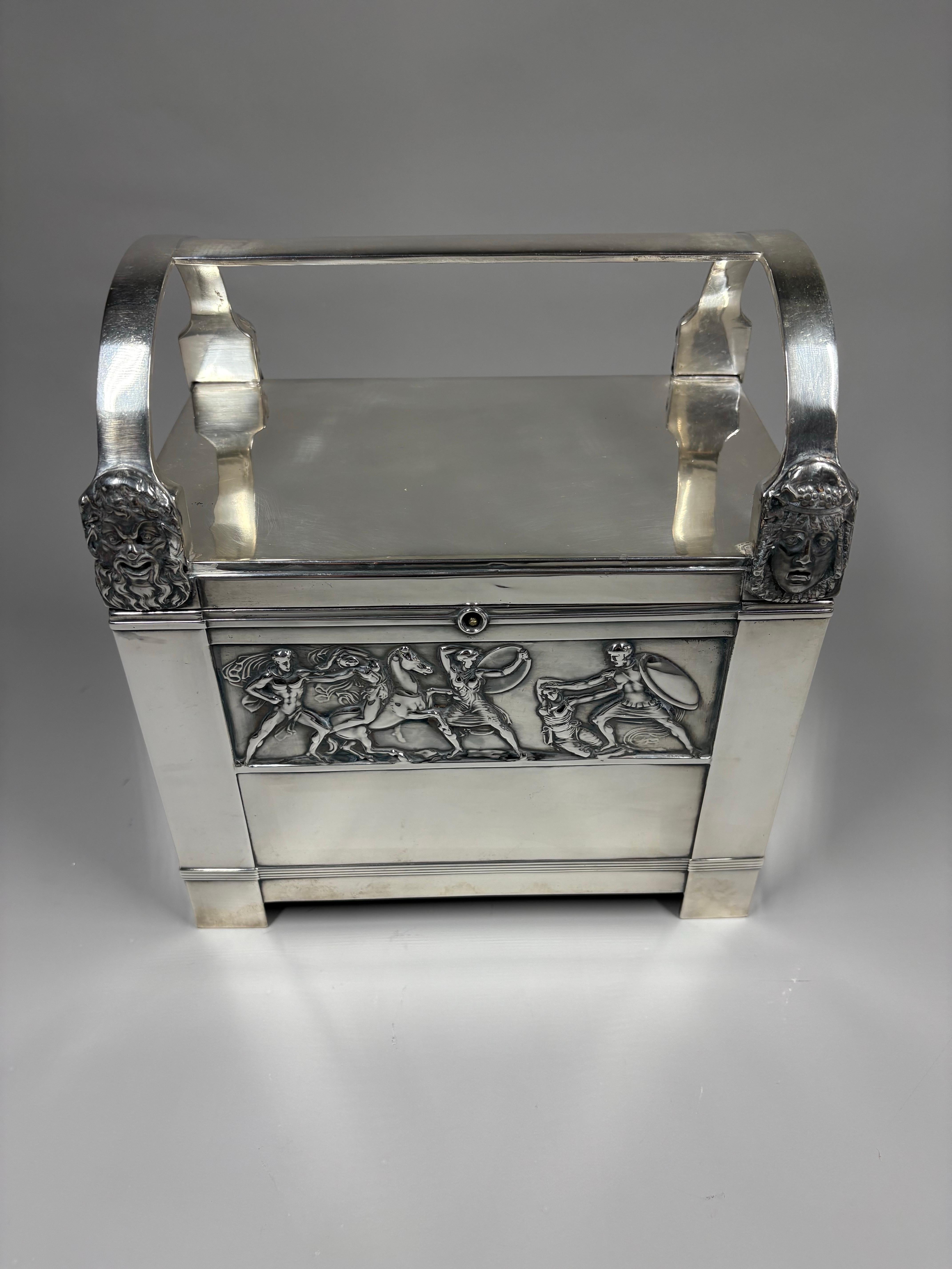 Cercueil en argent plaqué de style néo-classique allemand 