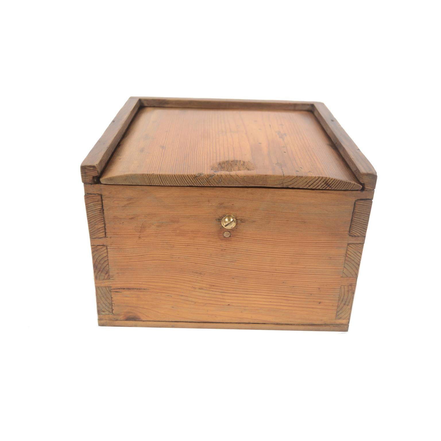1860 German Magnetic Nautical Compass in Its Original Wooden Box with Slot Lid 4