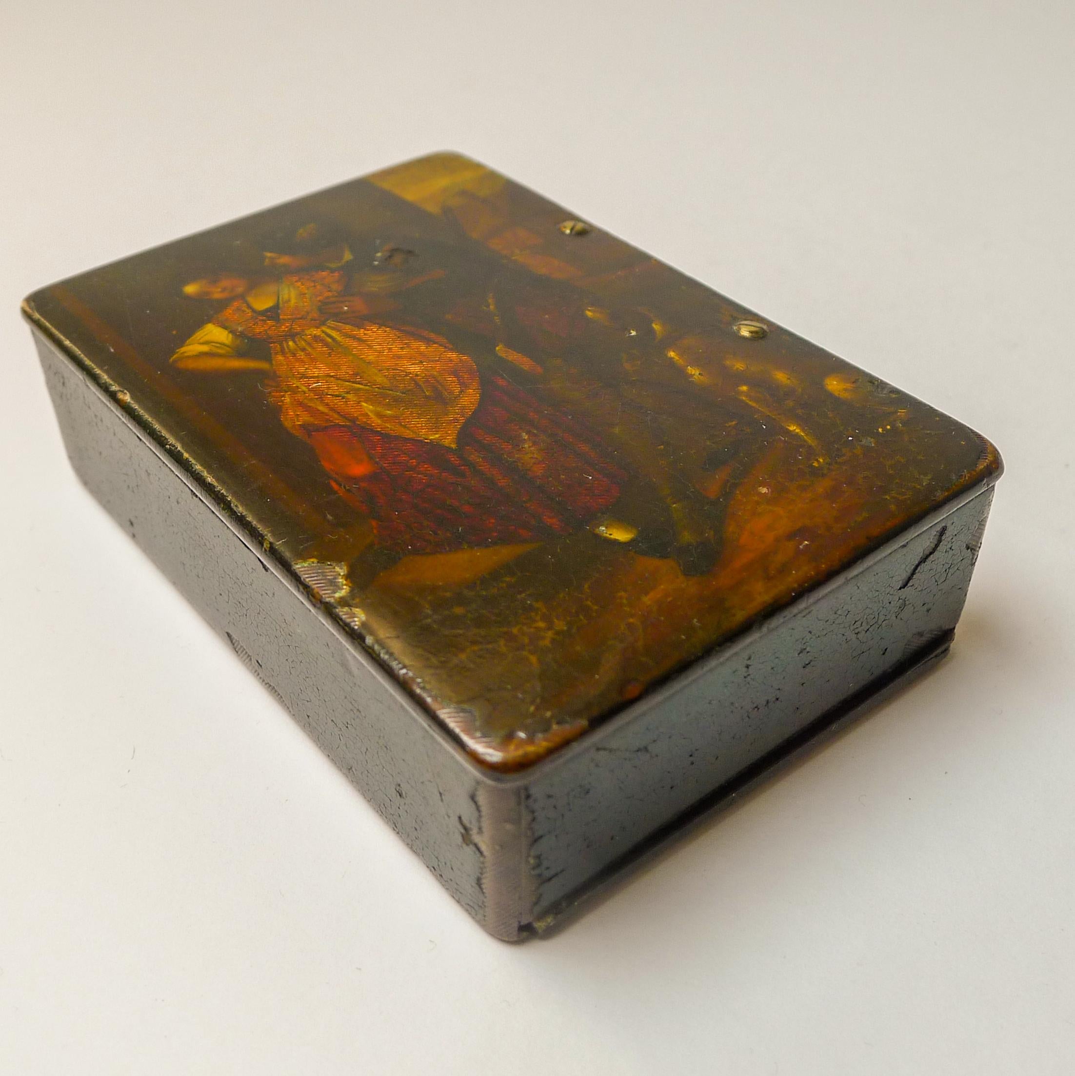 German Concealed Erotic Snuff Box in the Manner of Stobwasser, C.1820 In Good Condition For Sale In Bath, GB