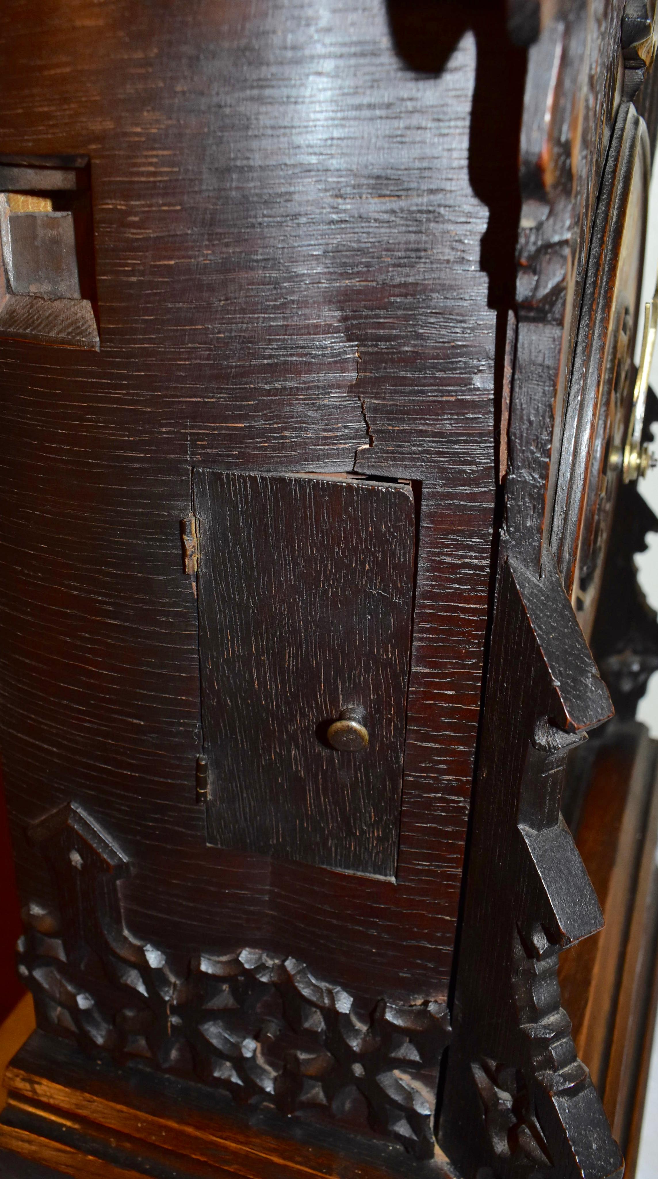 Oak German Cuckoo Clock with Wall-Mounted Shelf, circa 1840