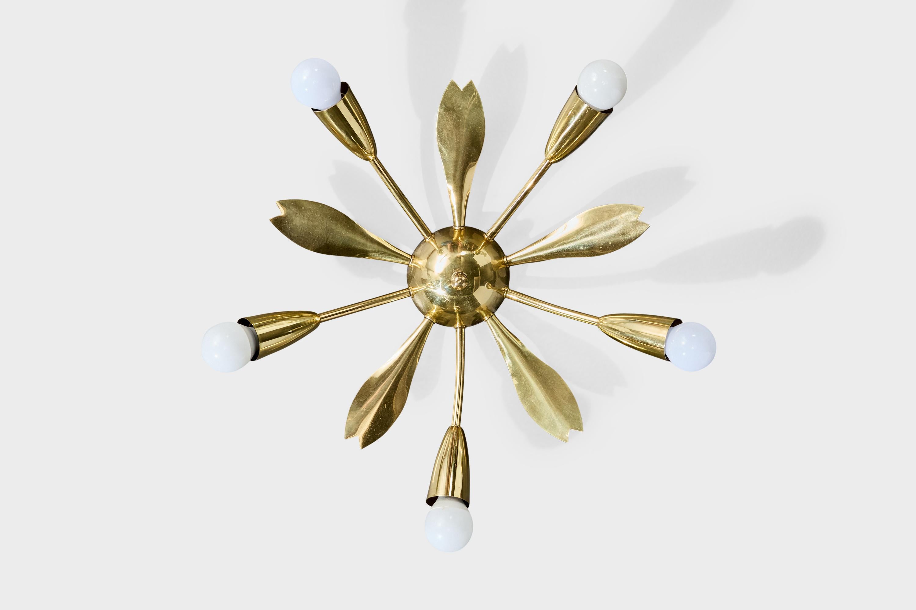 Allemand Designer allemand, lustre, laiton, Allemagne, années 1950 en vente