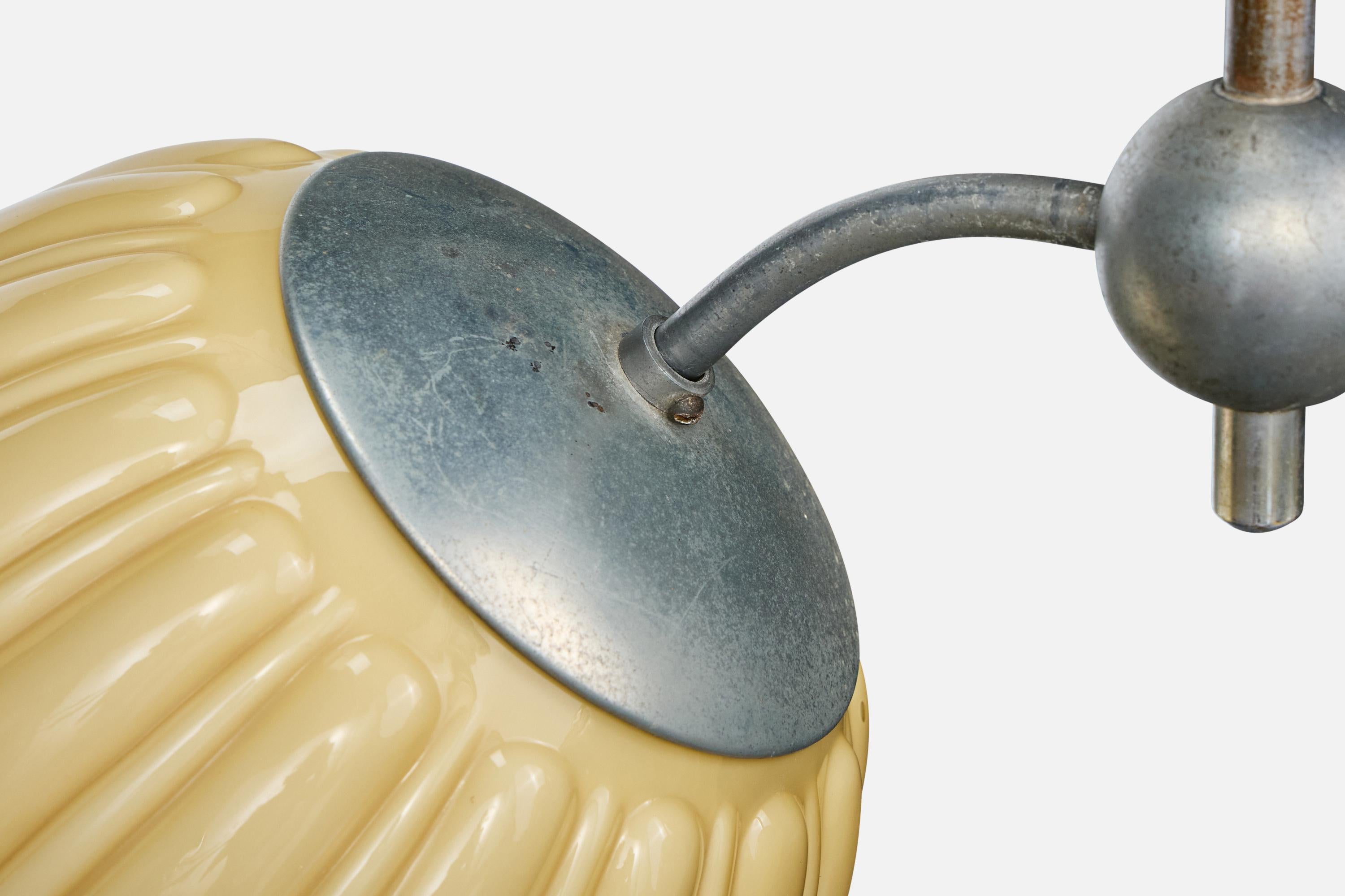 Diseñador alemán, araña, metal, cristal, Alemania, años 1930 Metal en venta