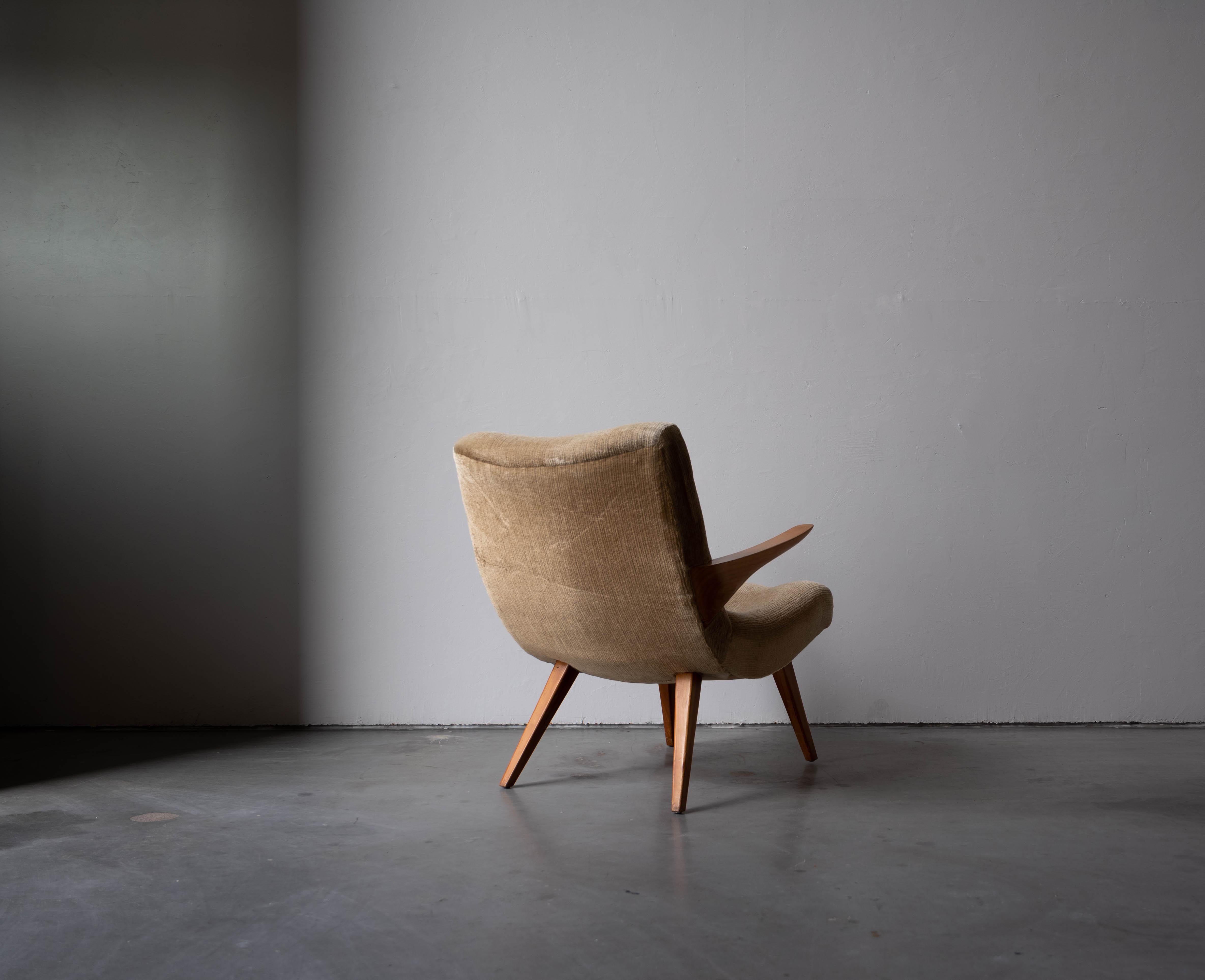 Mid-20th Century German Designer, Lounge Chair, Yellow Mohair, Teak, Germany, 1950s