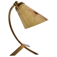 Designer allemand, lampe de bureau, laiton, verre, Allemagne, années 1950