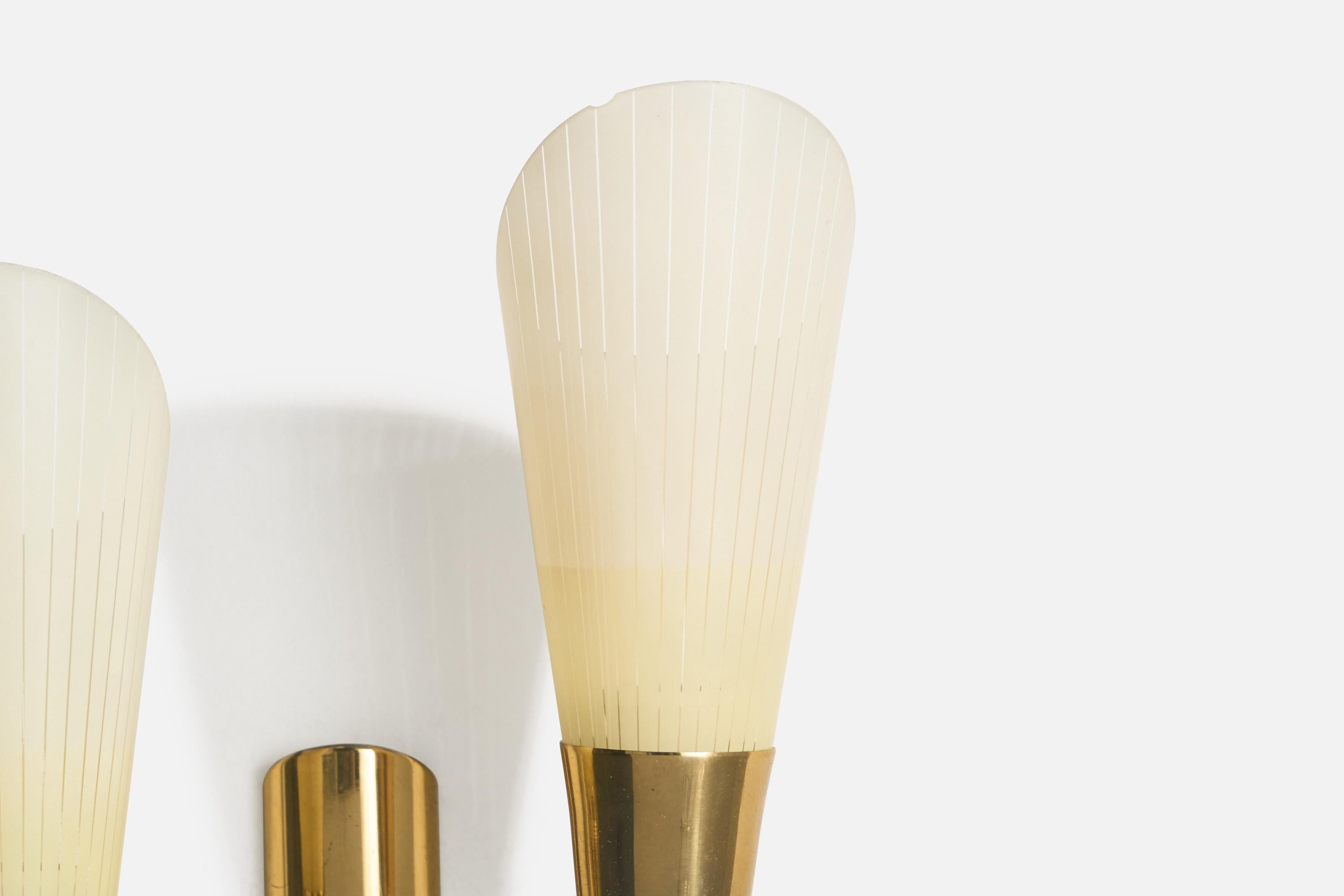 Mid-20th Century German Designer, Wall Light, Brass, Glass, Germany, 1950s For Sale