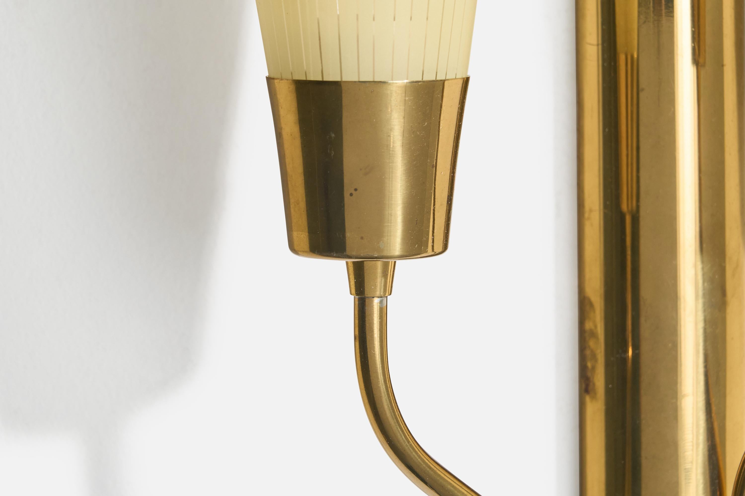 German Designer, Wall Light, Brass, Glass, Germany, 1950s For Sale 4