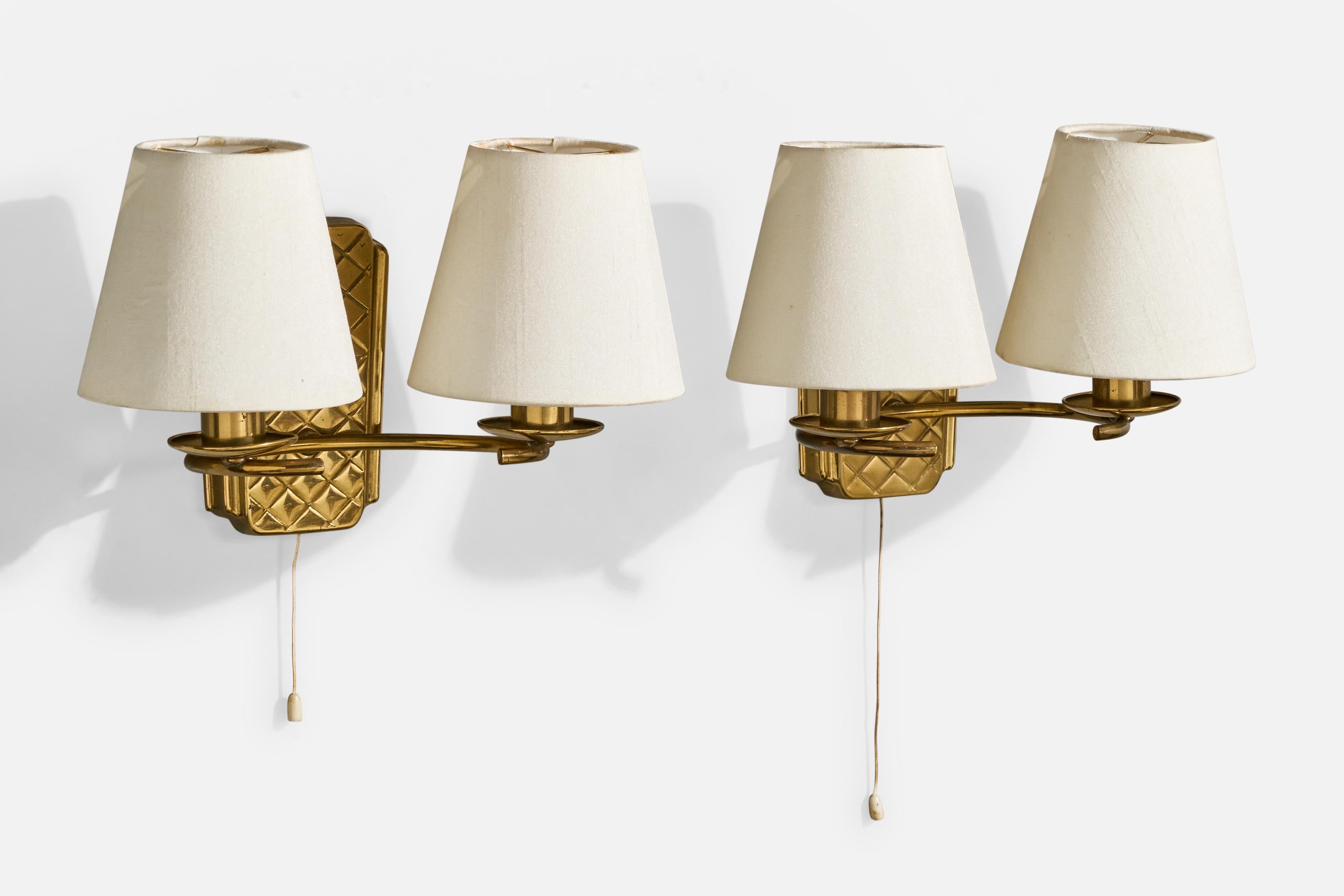 German Designer, Wall Lights, Brass, Fabric, Germany, 1950s In Good Condition In High Point, NC