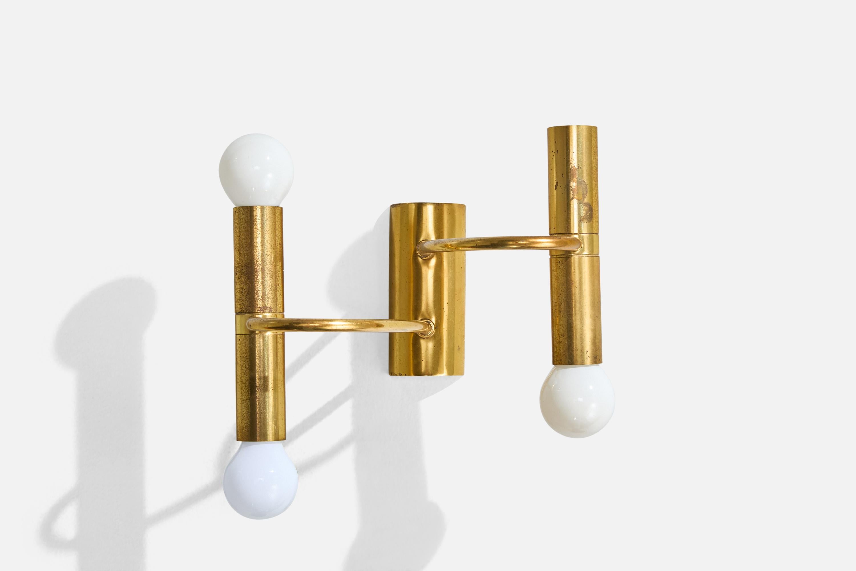 German Designer, Wall Lights, Brass, Germany, 1960s In Good Condition For Sale In High Point, NC