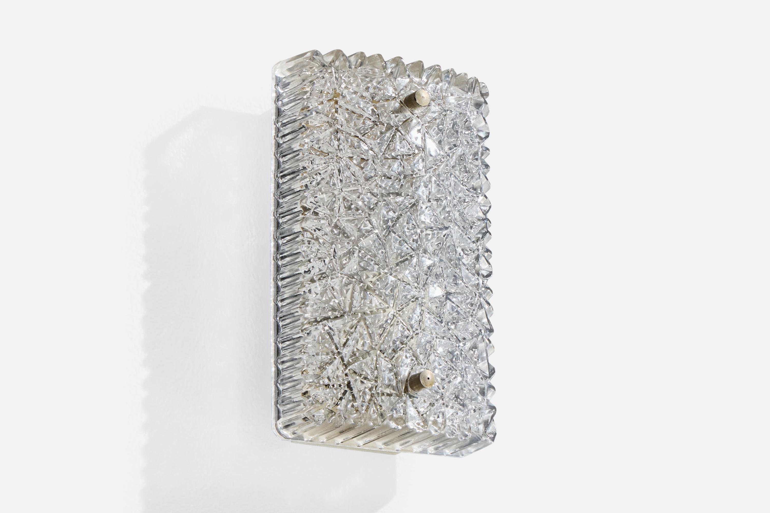 Allemand Designer allemand, appliques murales, verre, métal, Allemagne, années 1960 en vente