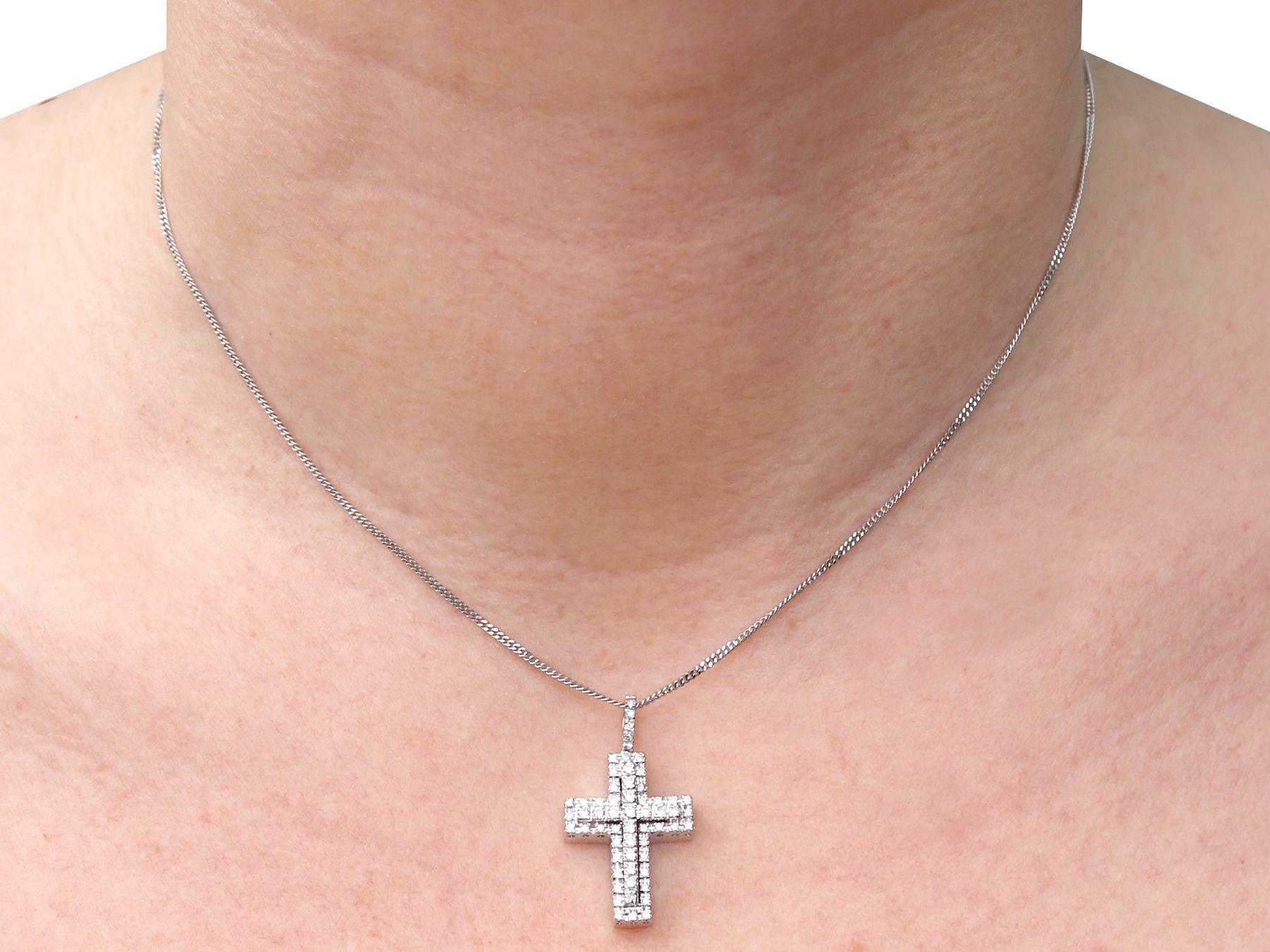 Deutscher Kreuzanhänger aus Diamant und Weißgold 2