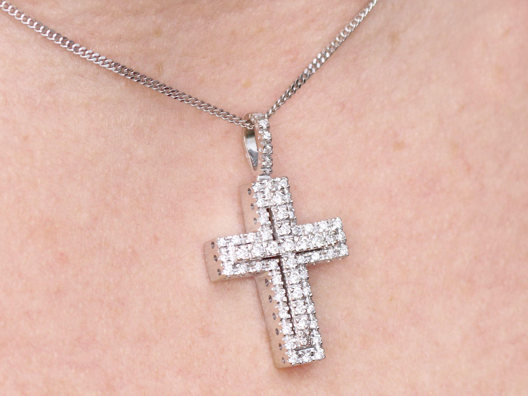Deutscher Kreuzanhänger aus Diamant und Weißgold 3