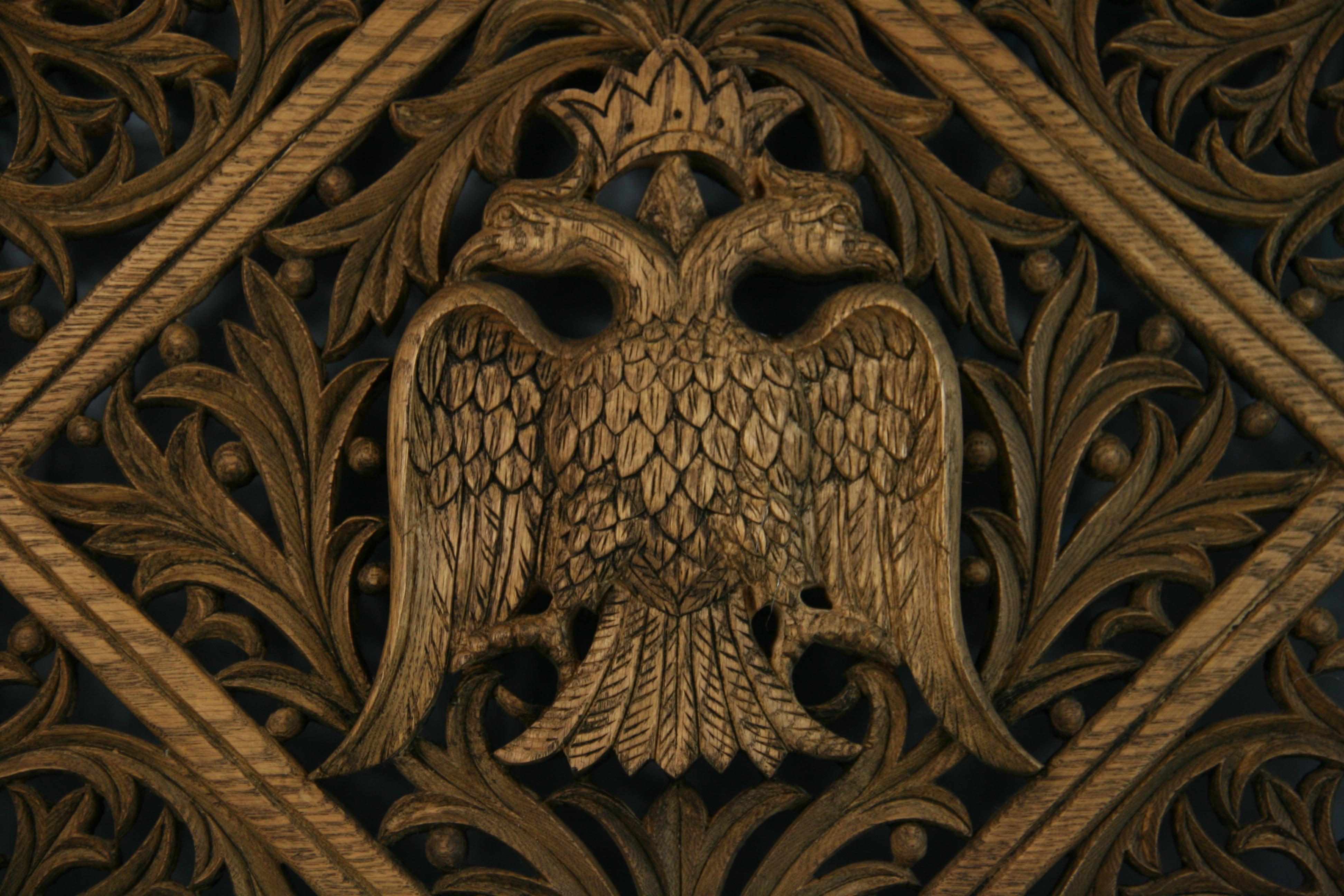Mid-20th Century German Double Eagle and Leaves Carved Oak Panel For Sale