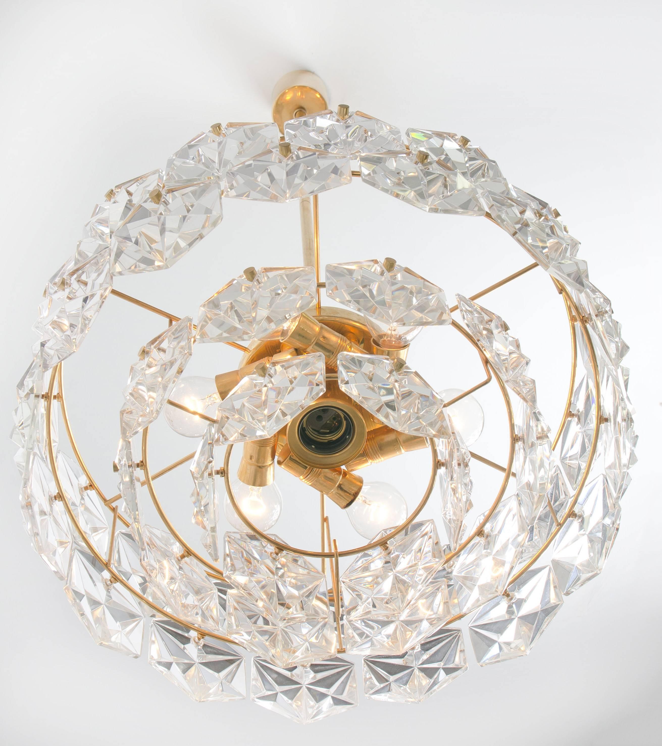 German Faceted Crystal and Gilt Metal Four-Tier Chandelier from Kinkeldey, Pair For Sale 4