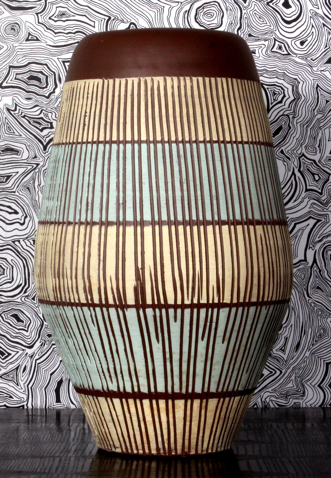 German Floor Vase 50s 60s huge (50cms) sgrafitto Siershahner Feinsteinzeugfabrik For Sale 2