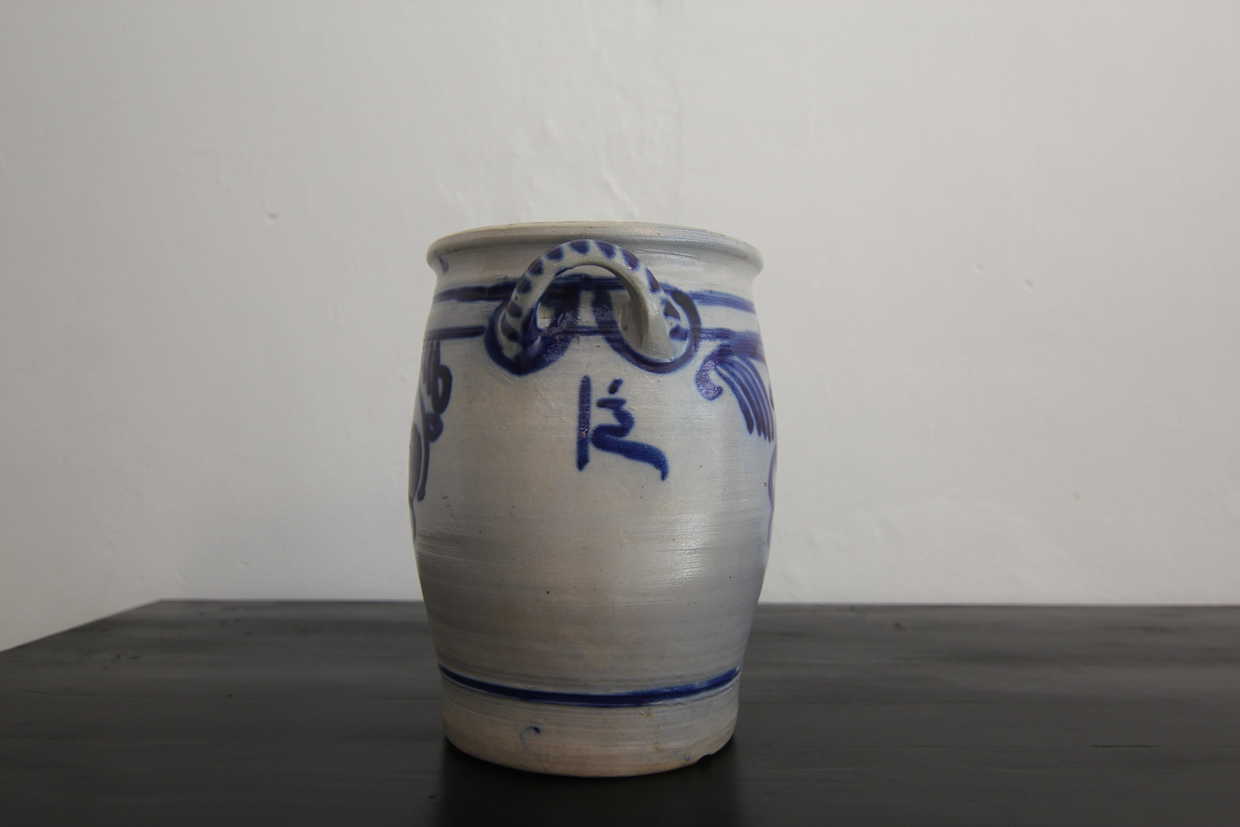 Vaso in gres grigio e blu cobalto della German Folk Art in vendita 3