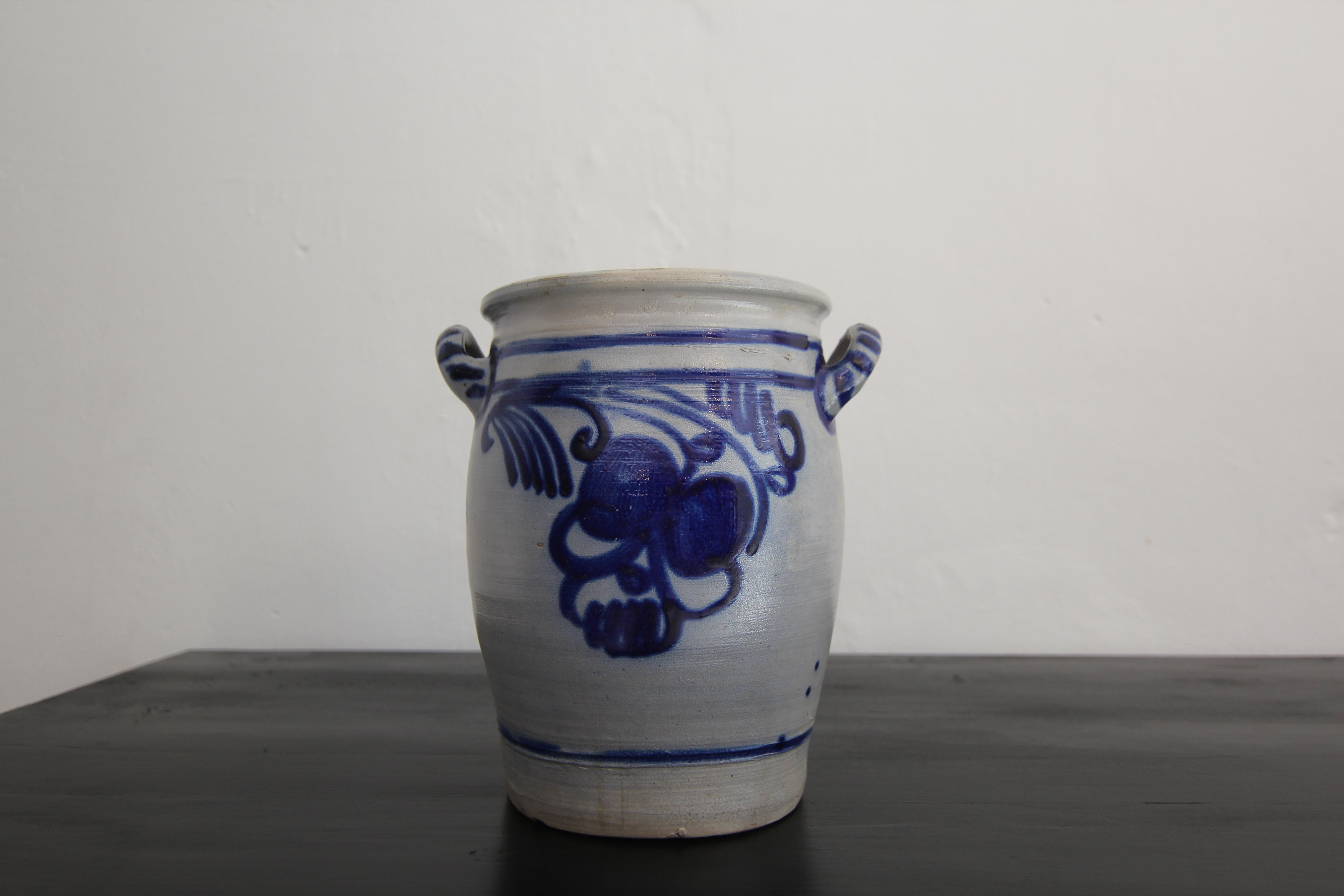 Vaso in gres grigio e blu cobalto della German Folk Art in vendita 5