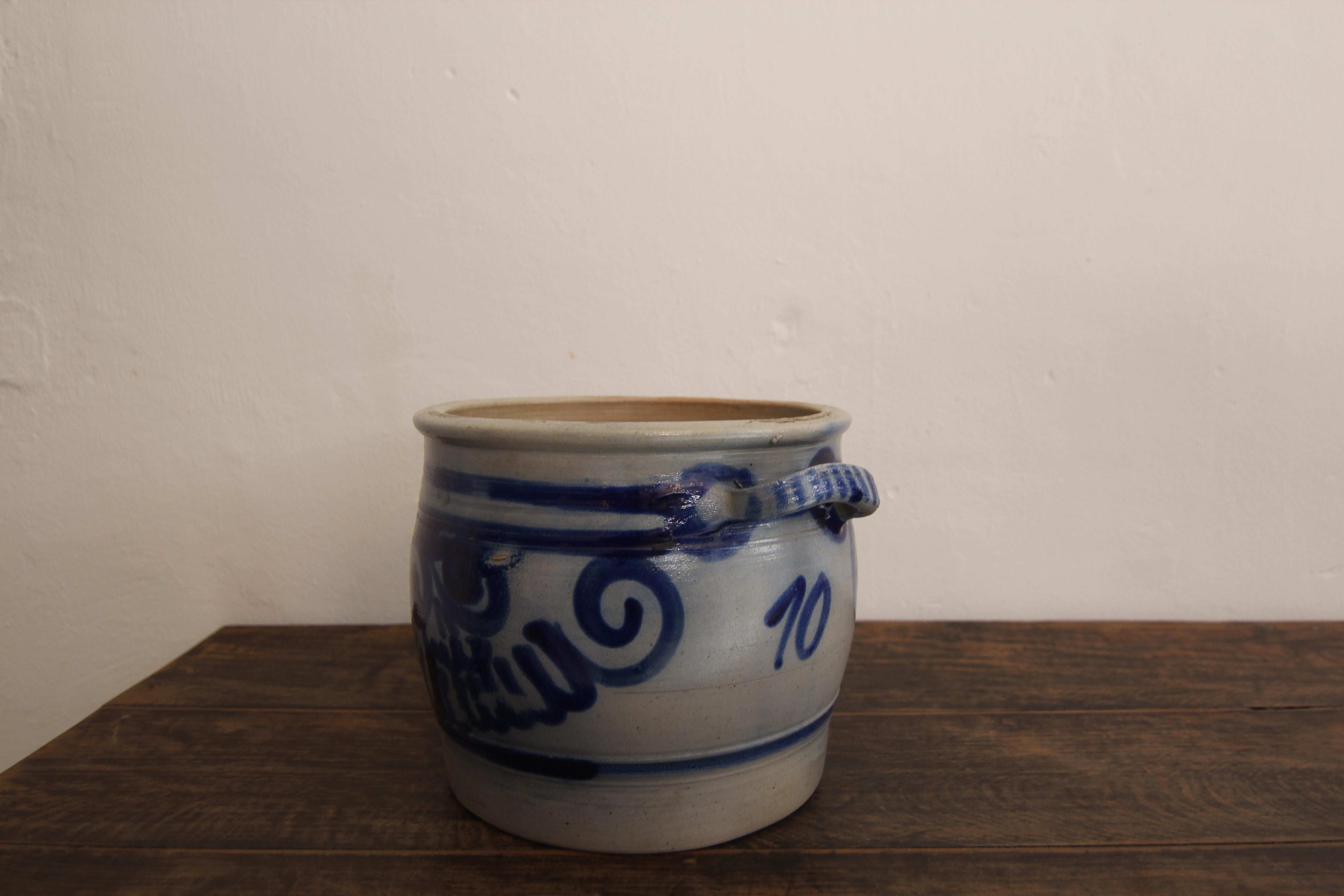 German Folk Art Grey and Cobalt Blue Stoneware Jar For Sale 8