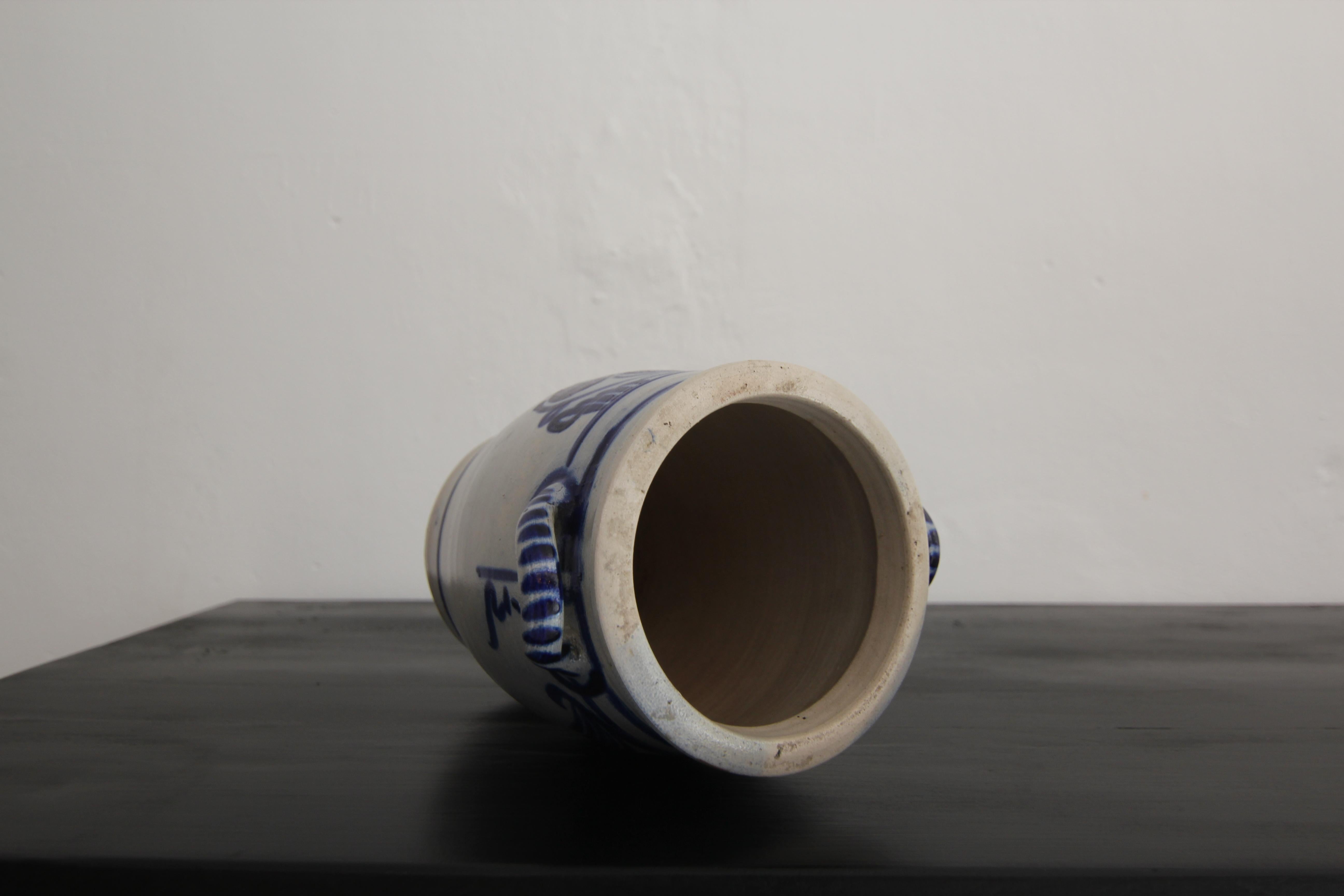 Vaso in gres grigio e blu cobalto della German Folk Art in vendita 8