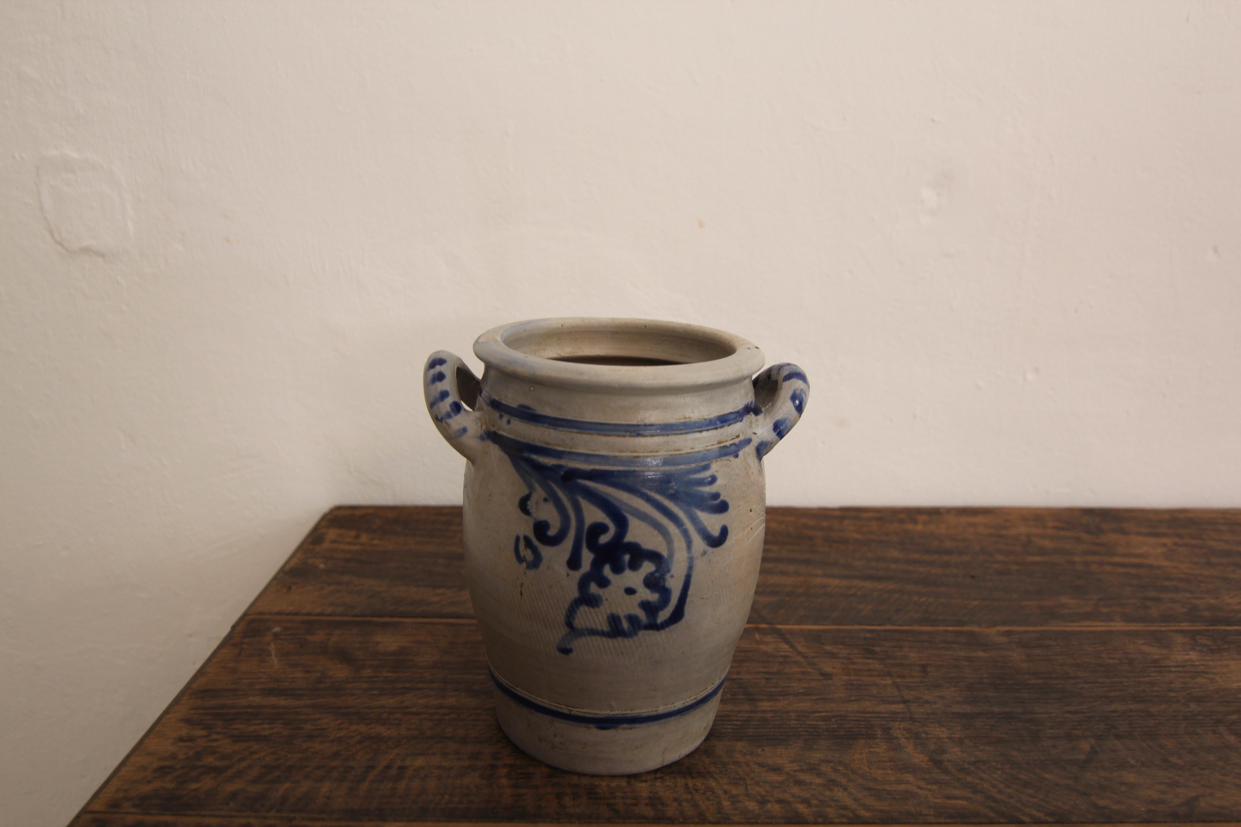German Folk Art Grey and Cobalt Blue Stoneware Jar 4