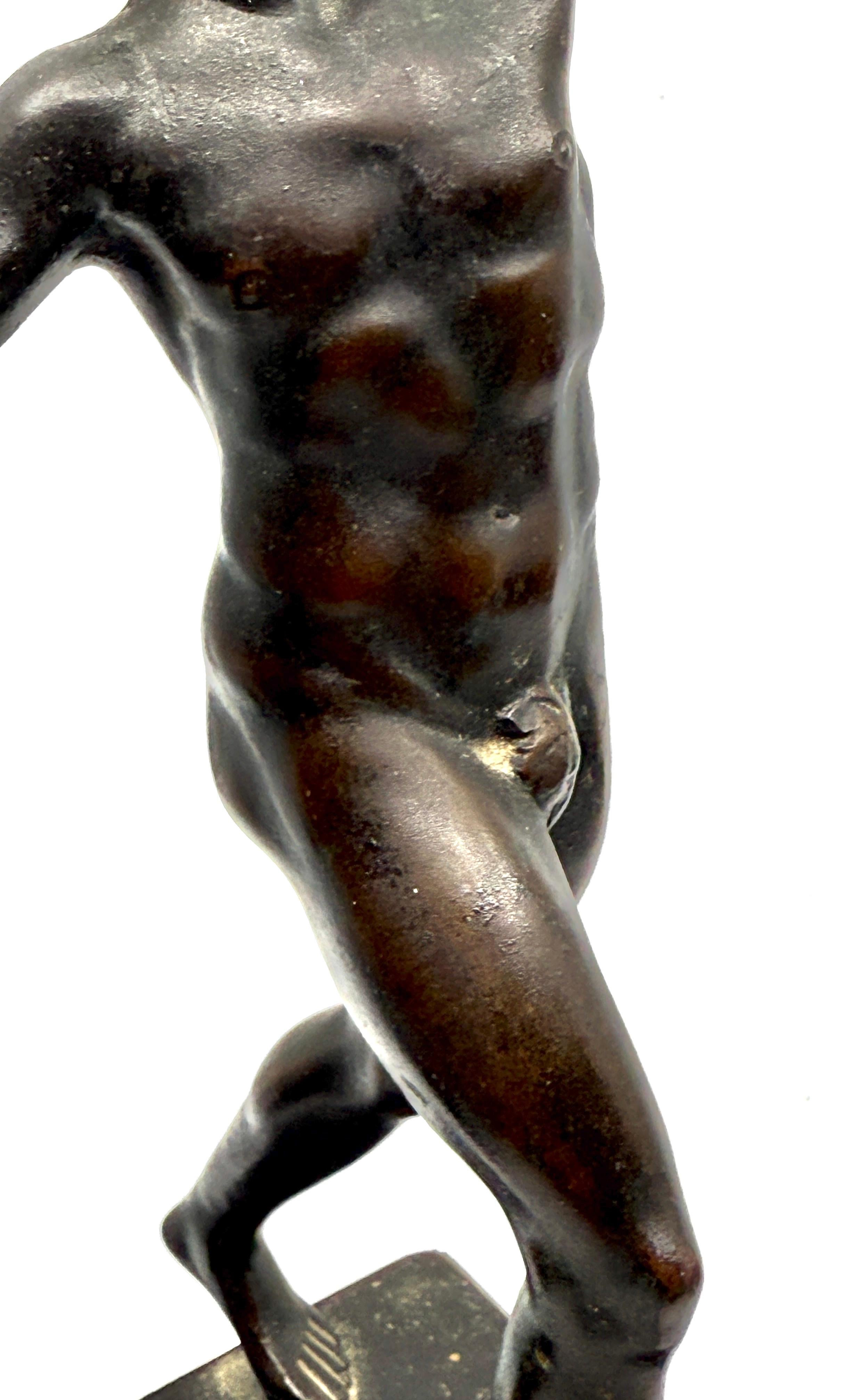 Deutsche Gießerei Neoklassizistische Grand Tour Bronze des neapolitanischen tanzenden Faun im Angebot 12