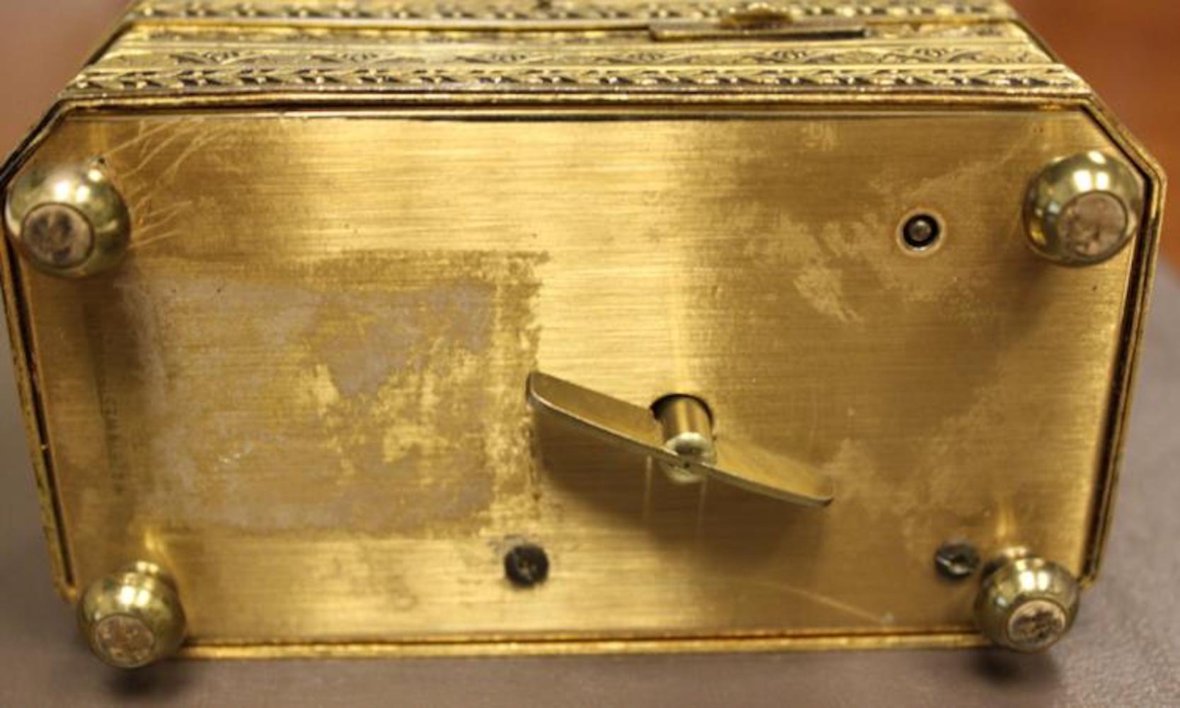 German Gilt Metal and Enamel Singing Bird Music Box, 20th Century For Sale 4