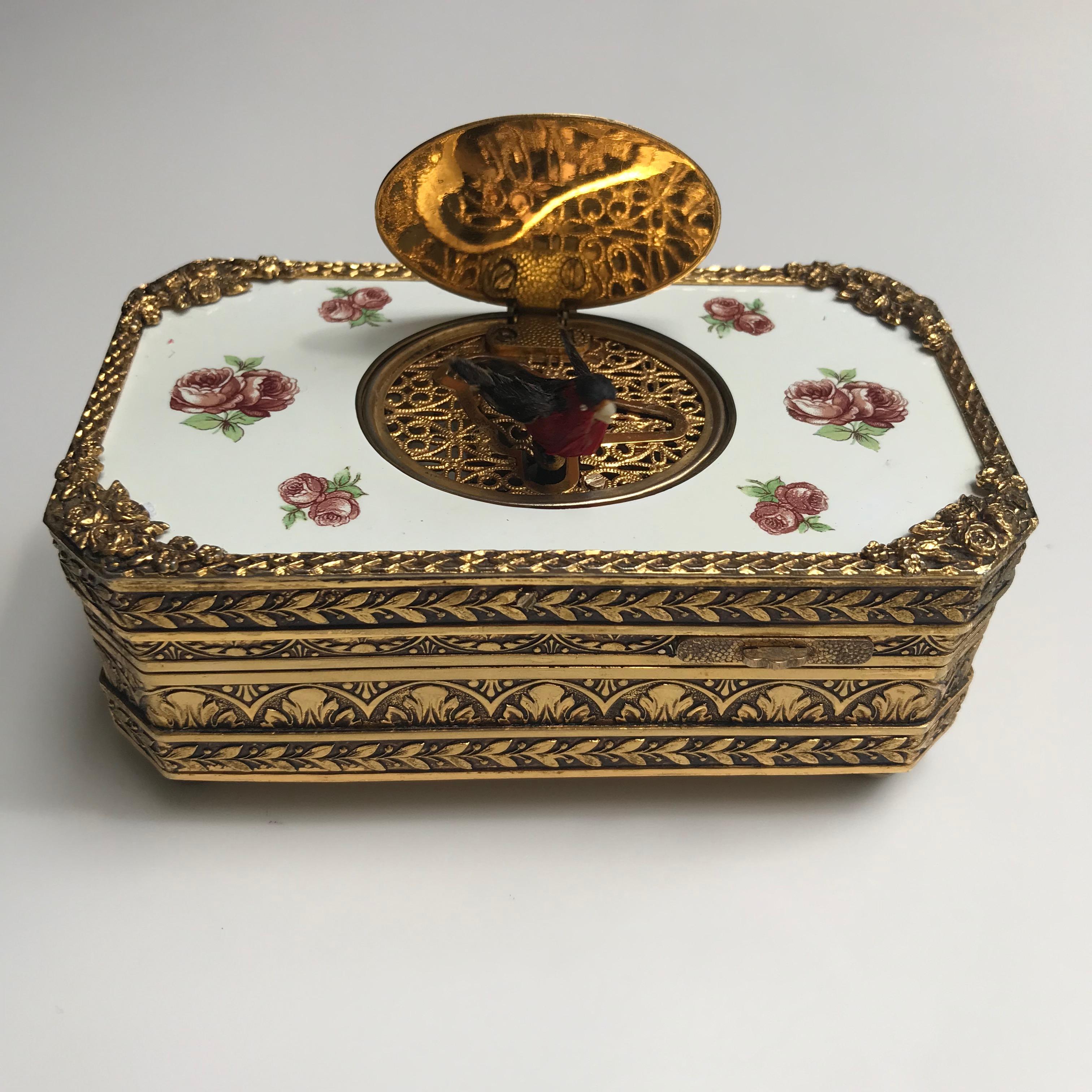 German Gilt Metal and Enamel Singing Bird Music Box, 20th Century In Excellent Condition For Sale In Washington Crossing, PA