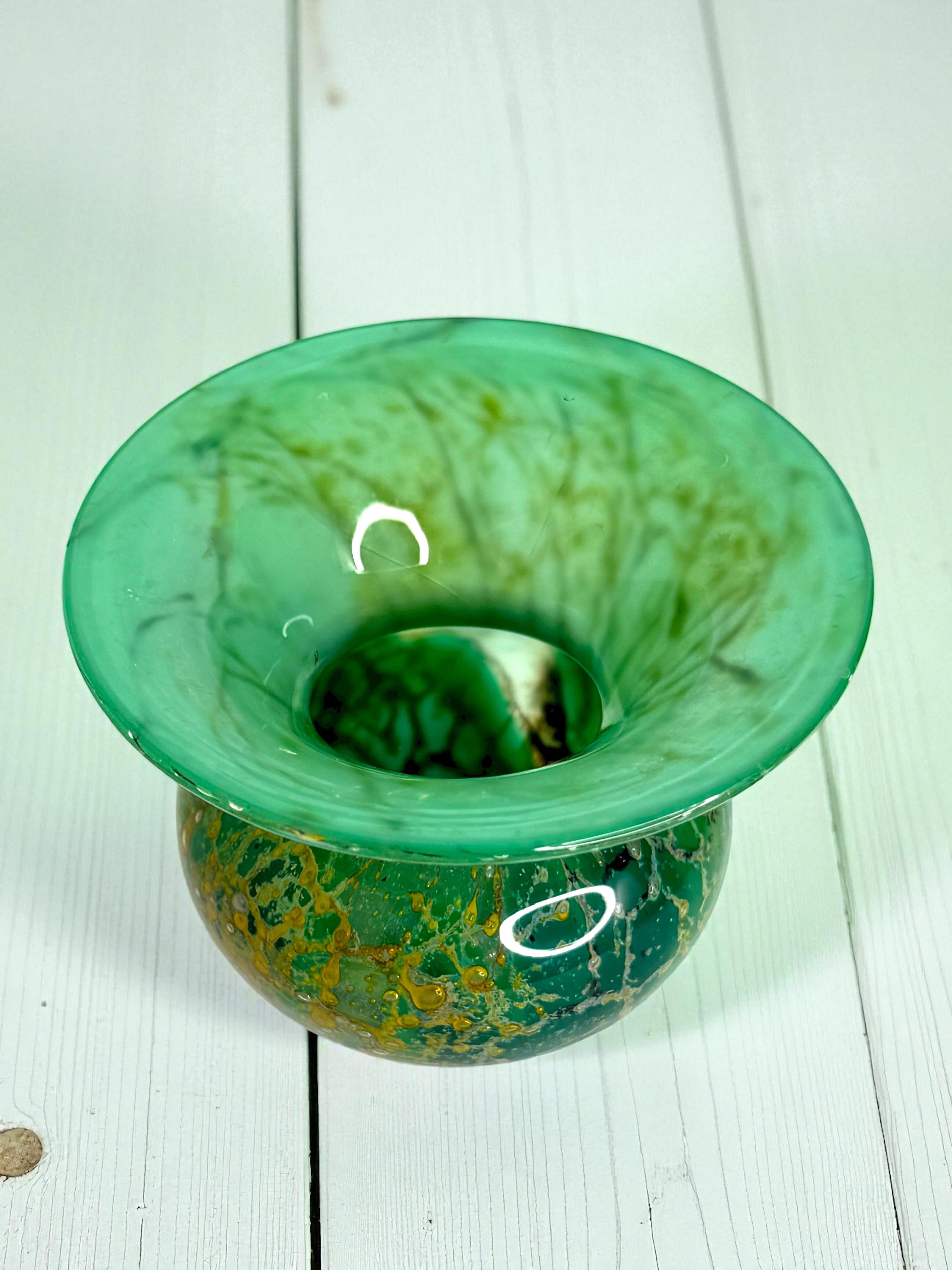 Vaso in vetro tedesco di Karl Wiedmann per WMF Ikora, anni '30 Bauhaus Art Deco in vendita 4