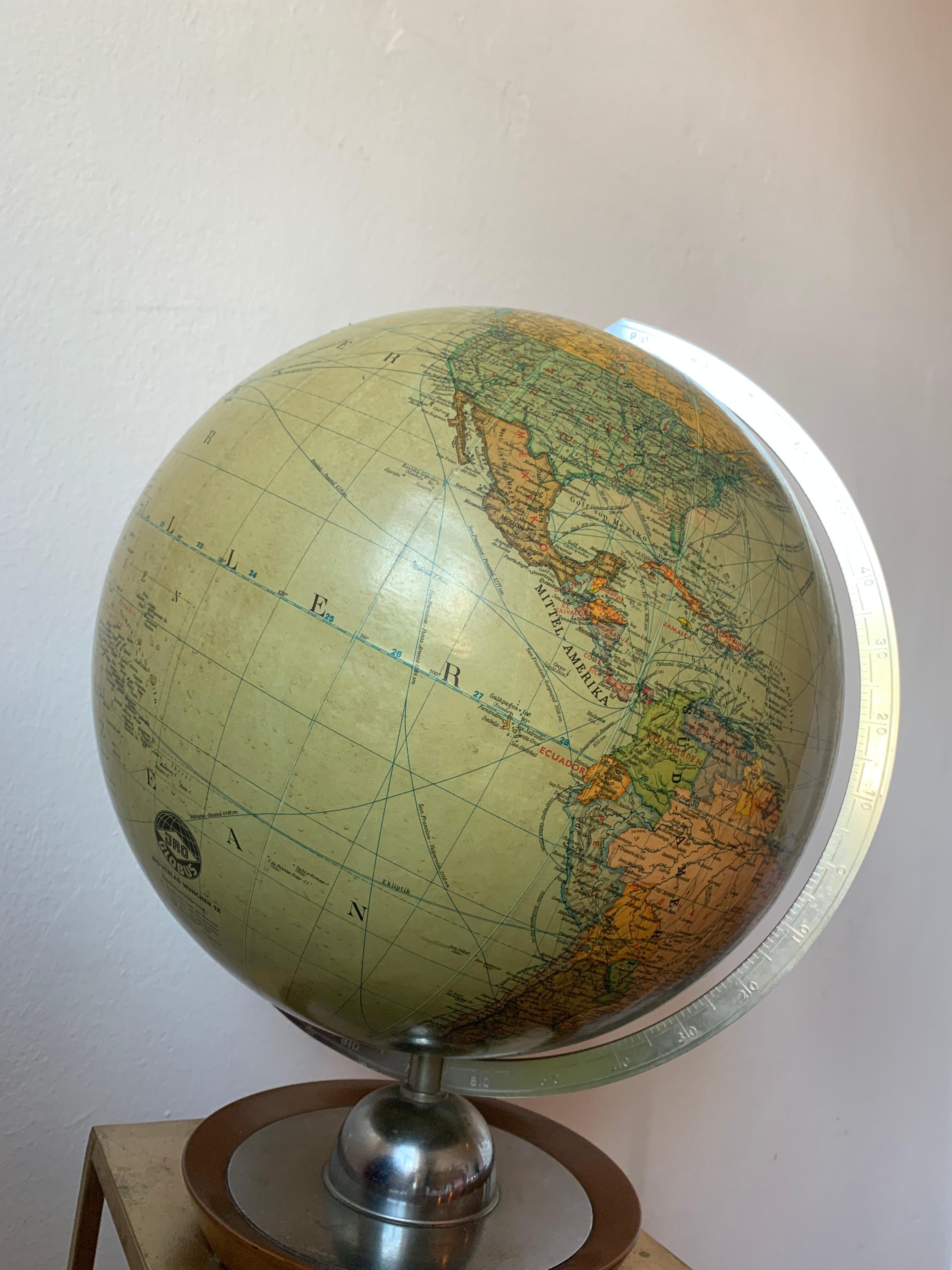 Metal German Globe circa 1940 printed by JRO Globus Munchen, Bauhaus Globe