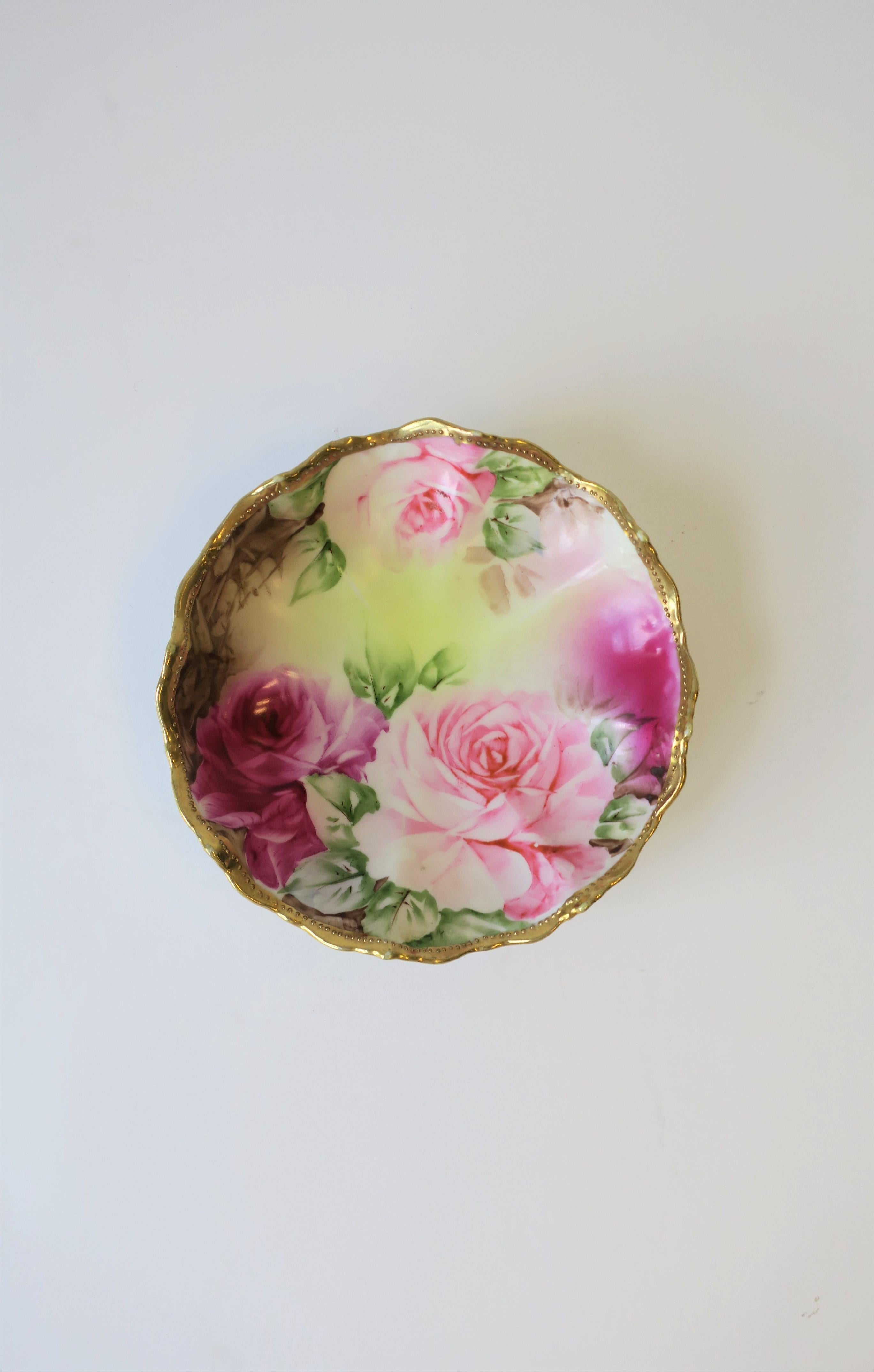 German Gold Gilt Pink Roses Porcelain Jewelry Dish In Good Condition In New York, NY