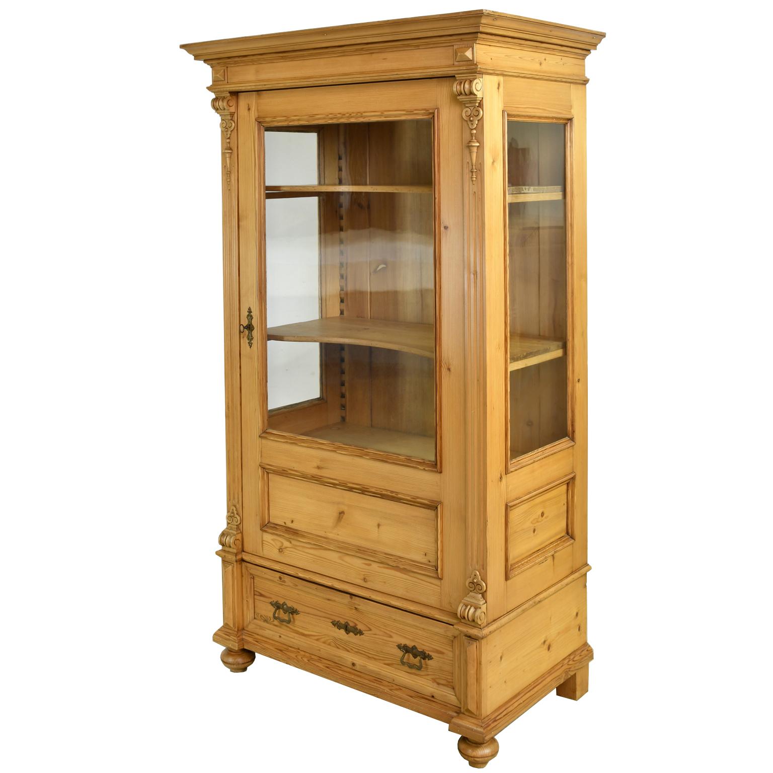 Belle Époque German Grunderzeit Glass Cupboard/ Bookcase in Pine, circa 1880
