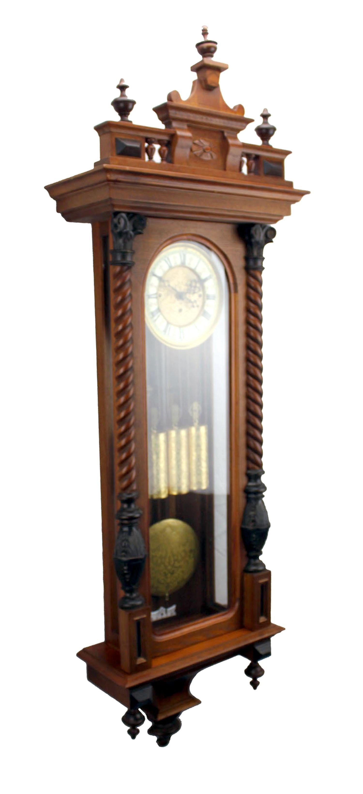 Deutsche Gustav Becker 3 Gewicht Grand Sonnerie Viertelschlag Wiener Regulator Wanduhr

Hier ist eine ausgezeichnete 3 Gewicht angetrieben Regulator Wanduhr. Diese Uhr ist 52-1/4