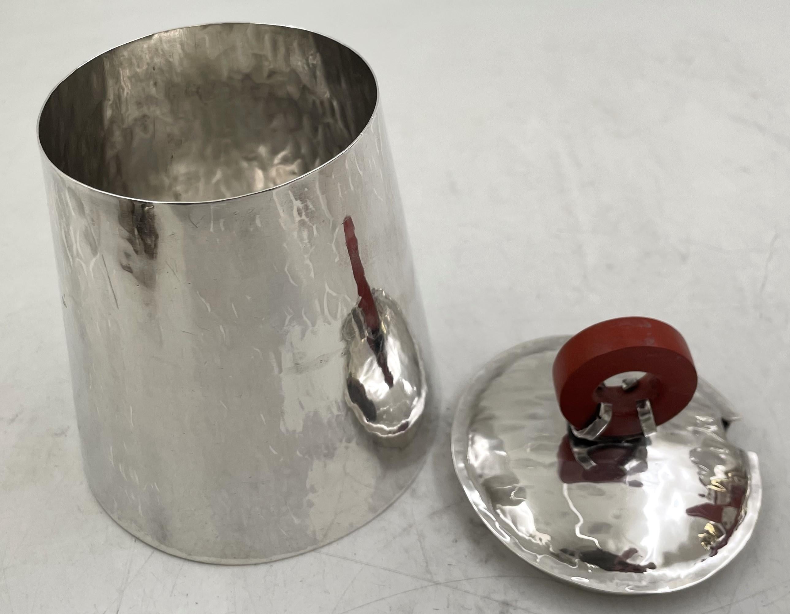 Set da tè e caffè tedesco in argento martellato a 4 pezzi in stile Bauhaus dei primi del Novecento in vendita 7