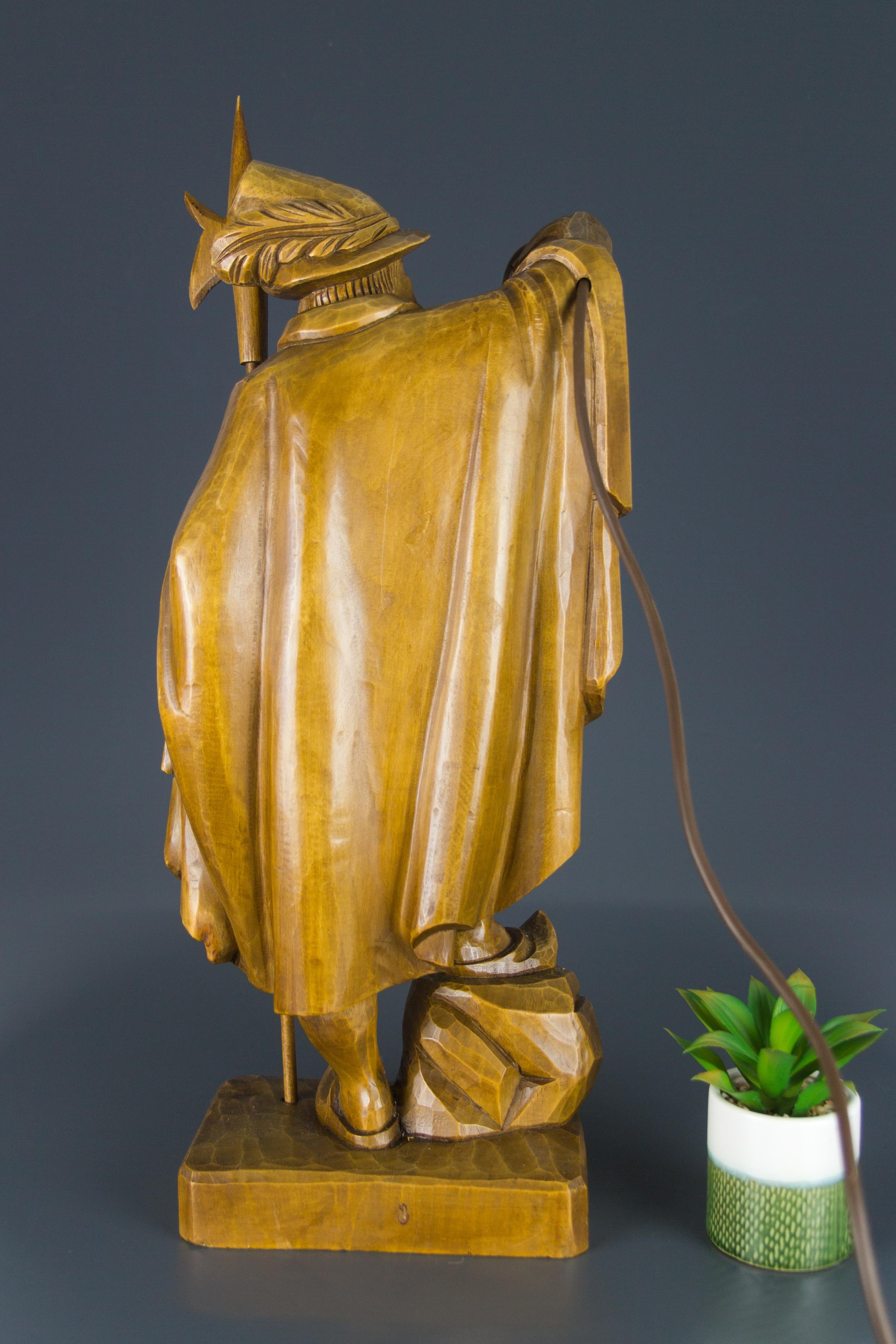 German Hand Carved Wooden Figurative Sculpture Lamp Night Watchman with Lantern In Good Condition In Barntrup, DE