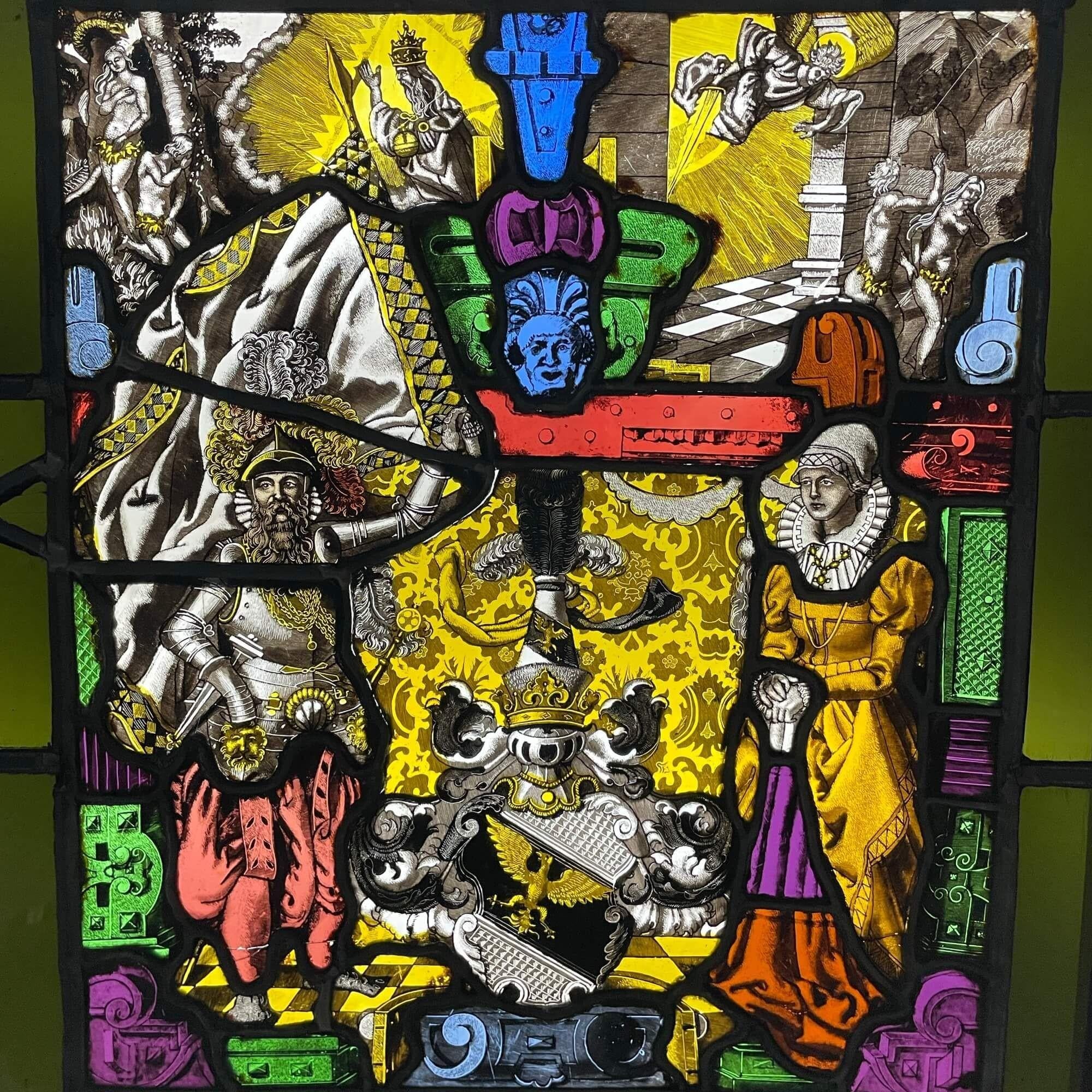Deutsches Heraldisches antikes Bleiglas im kirchlichen Stil im Zustand „Relativ gut“ im Angebot in Wormelow, Herefordshire