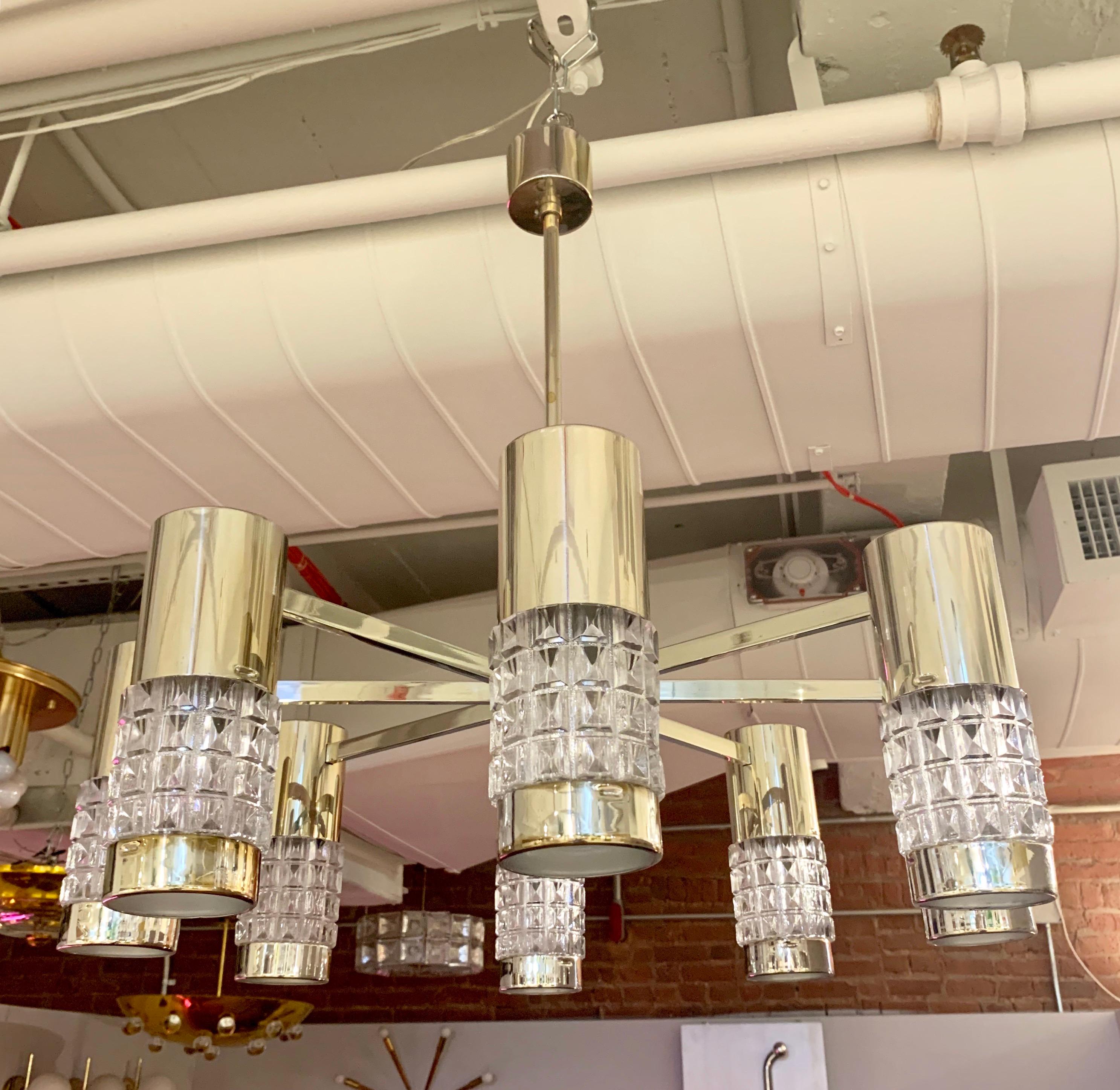 German High Style 1970s Chandelier In Good Condition In New York, NY