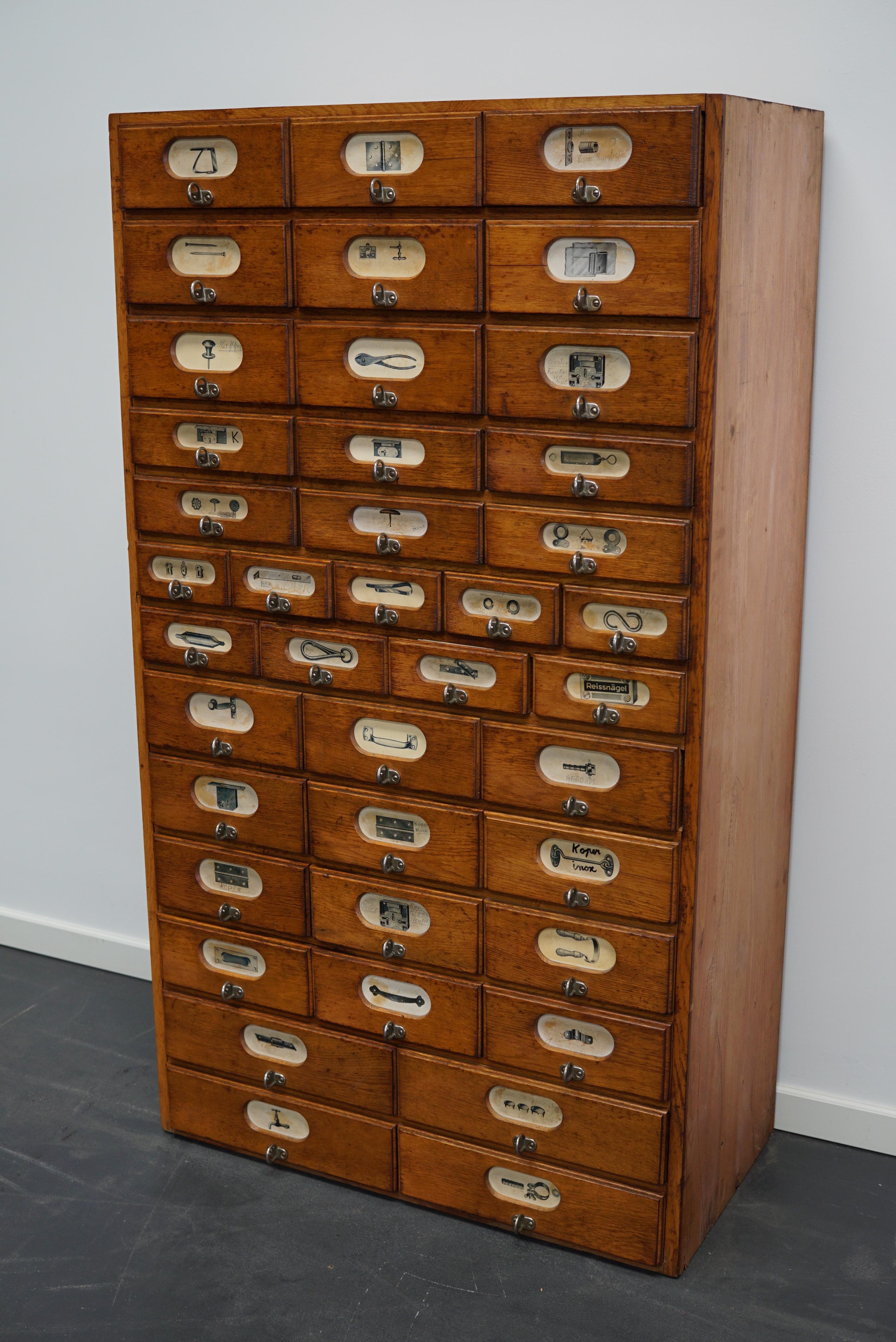 German Industrial Oak and Pine Apothecary Cabinet, Mid-20th Century In Good Condition In Nijmegen, NL
