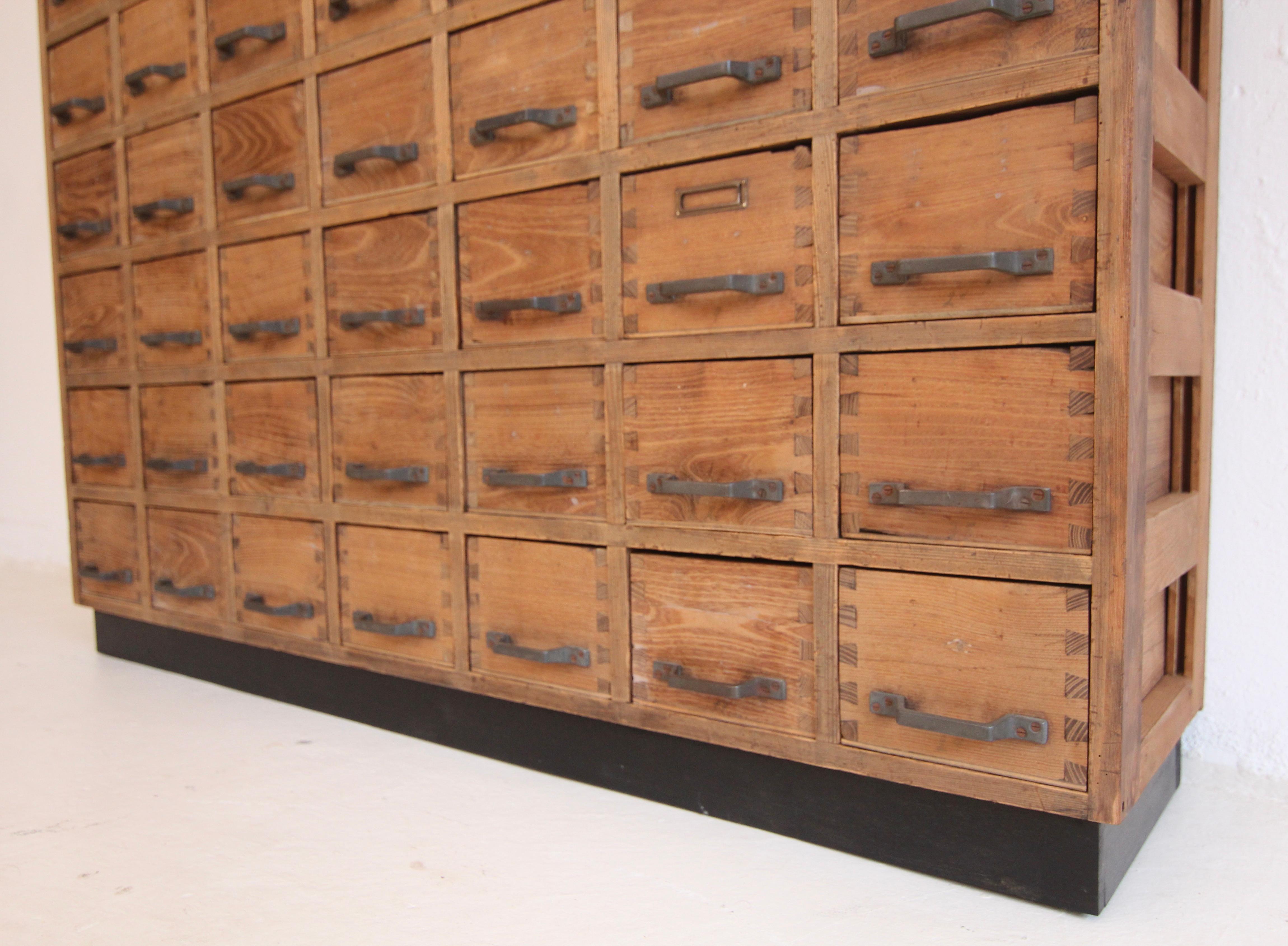German Industrial Oak and Pine Drawer Cabinet 7