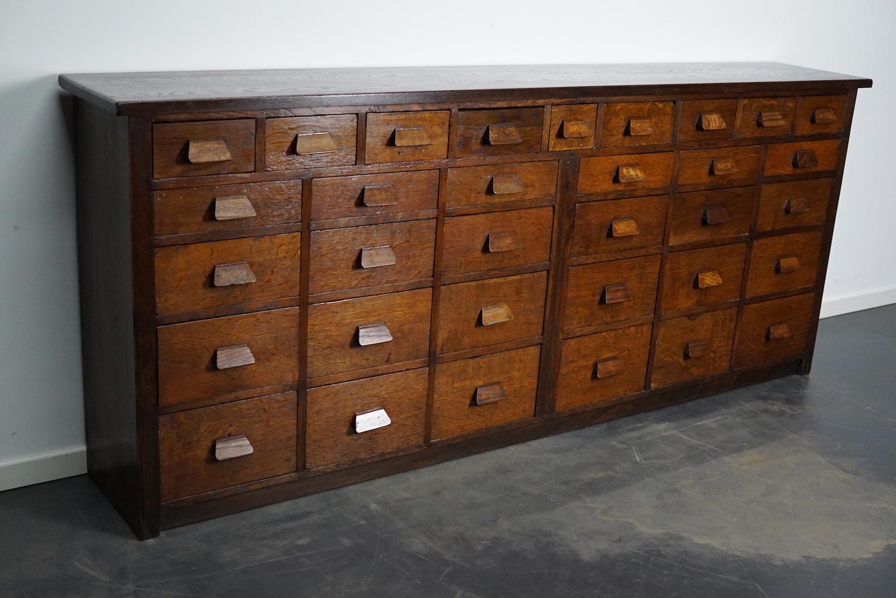 German Industrial Oak Apothecary Cabinet / Bank of Drawers, 1930s 2