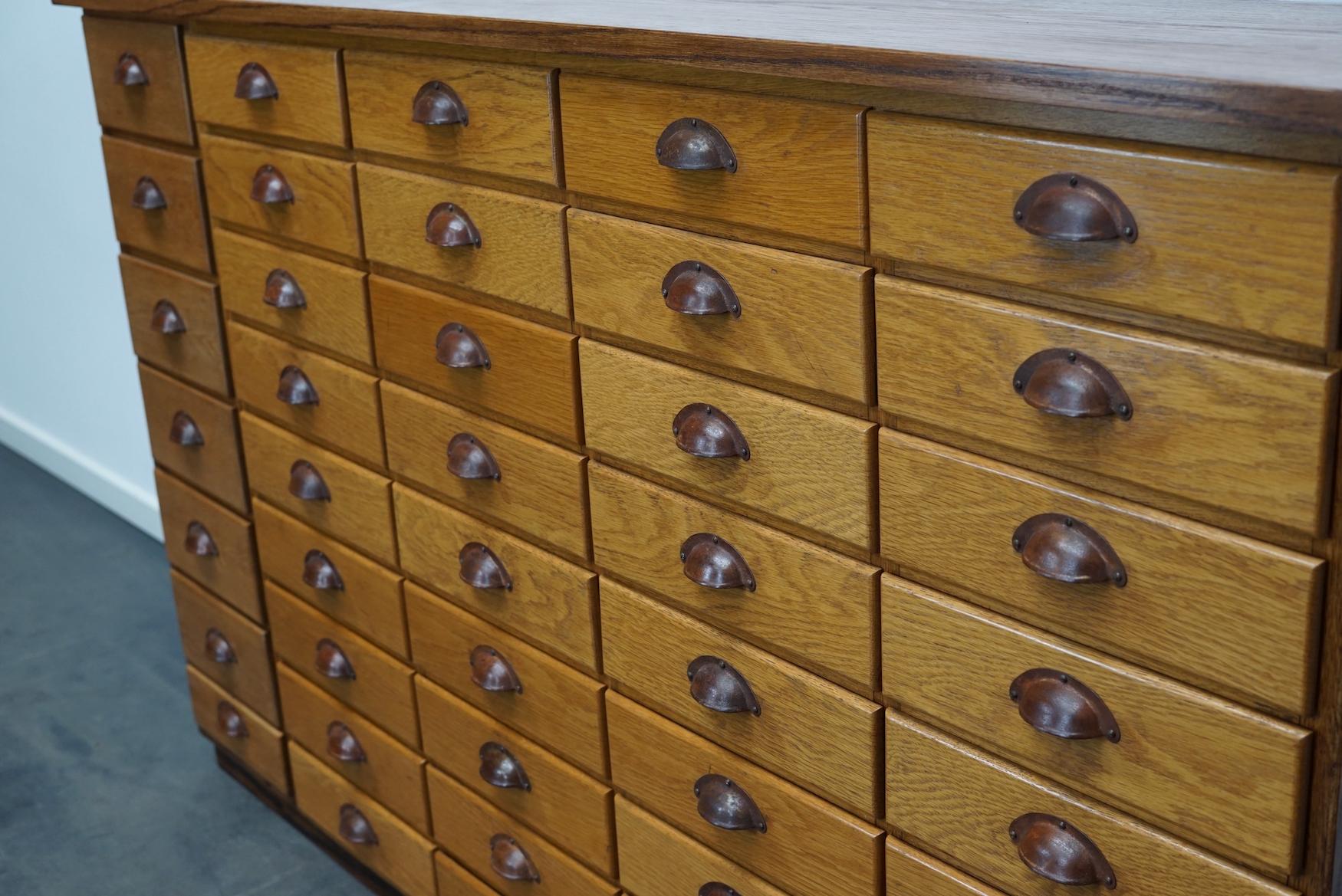 German Industrial Oak Apothecary Cabinet, Mid-20th Century In Good Condition In Nijmegen, NL