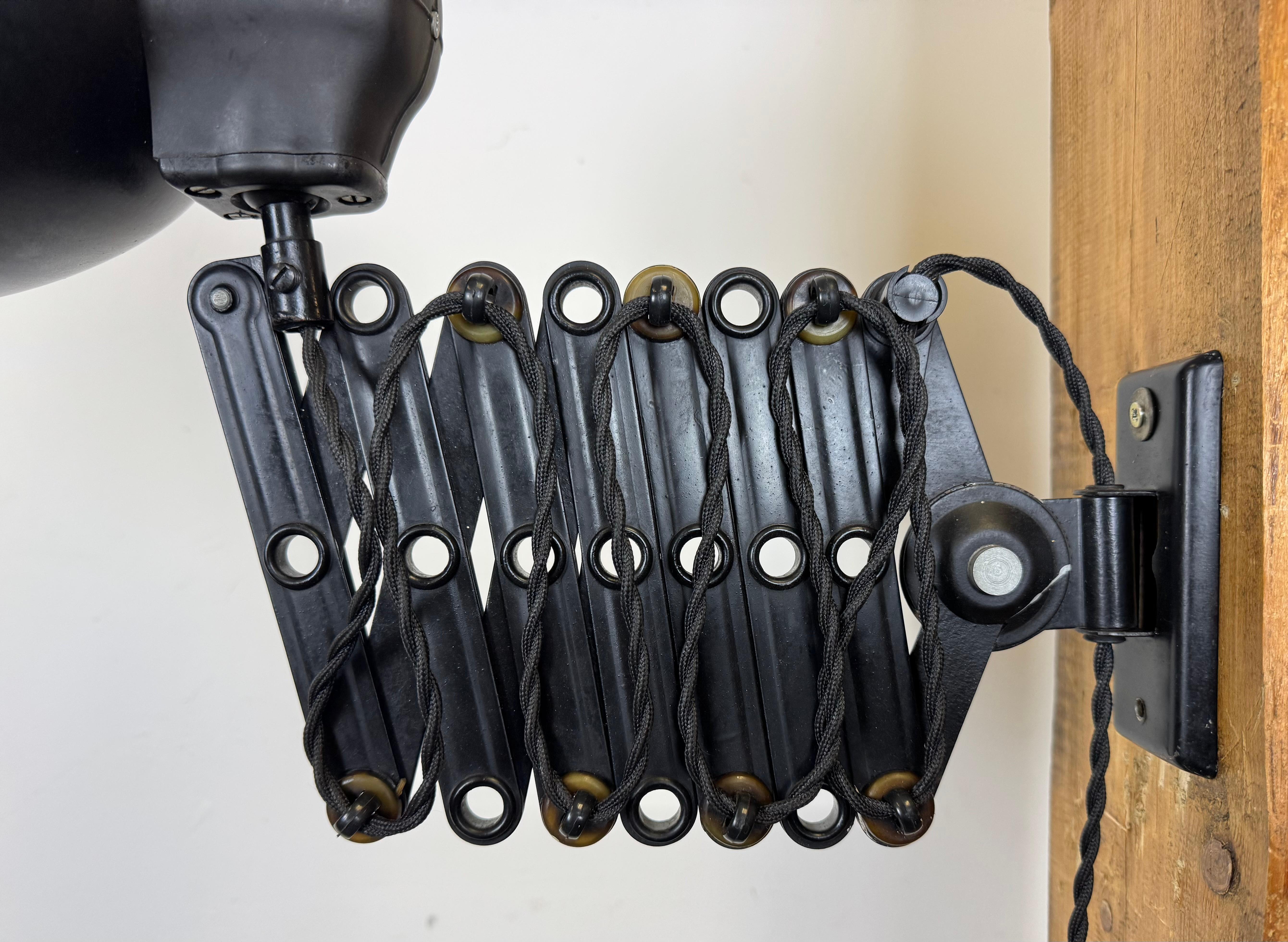 Black German Industrial Scissor Wall Lamp by LBL, 1950s For Sale 6