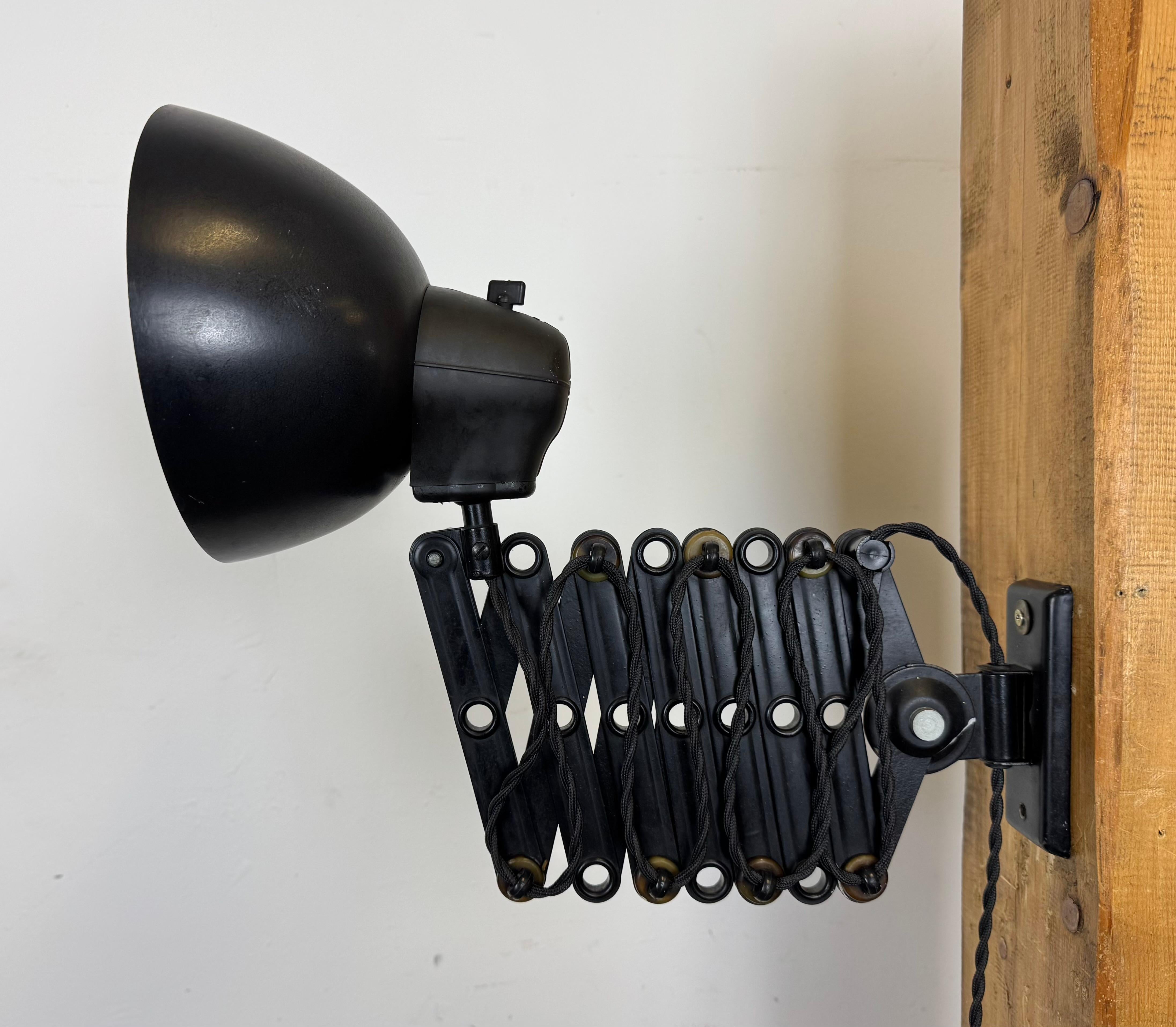 Black German Industrial Scissor Wall Lamp by LBL, 1950s For Sale 7
