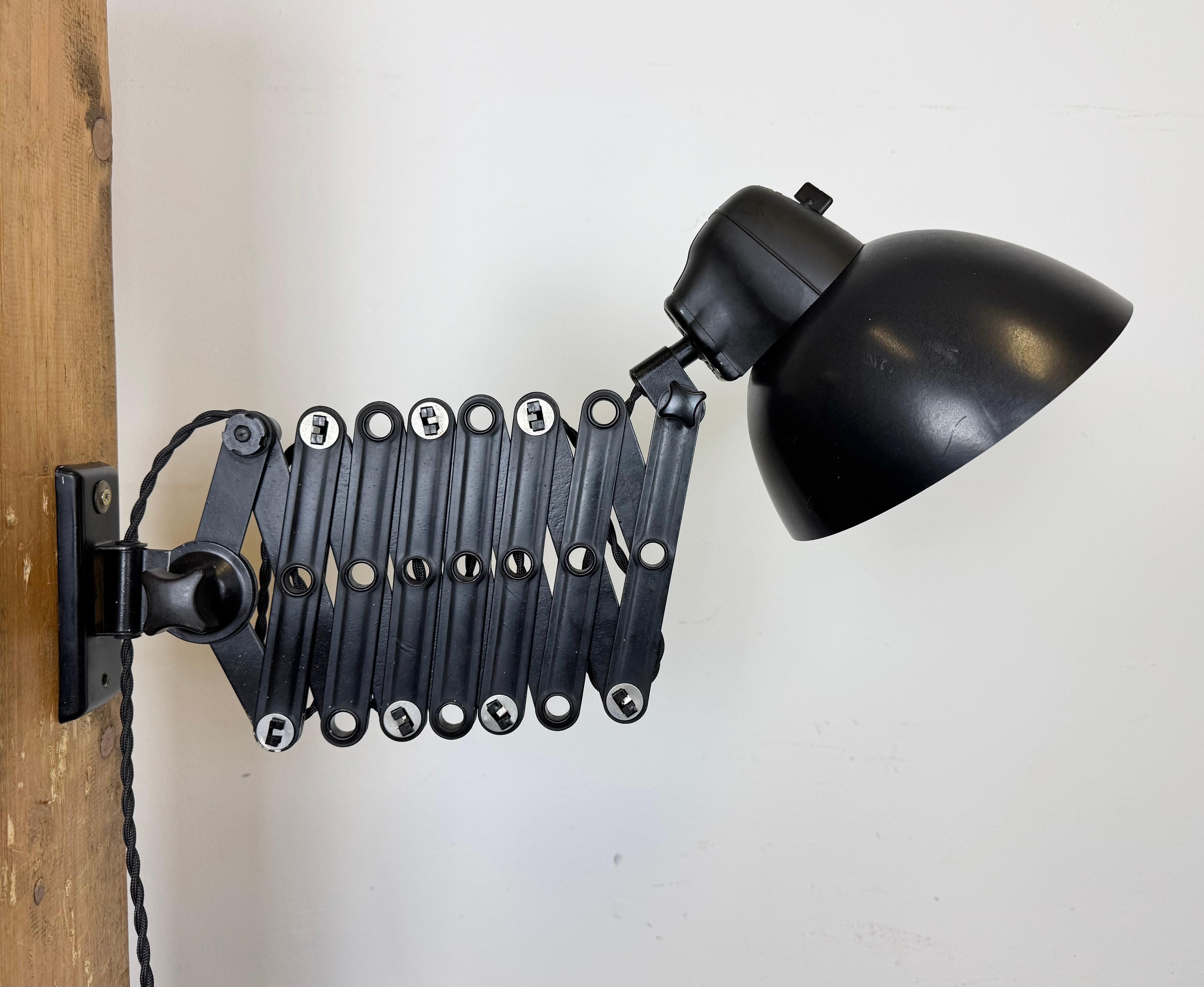 Black German Industrial Scissor Wall Lamp by LBL, 1950s For Sale 9