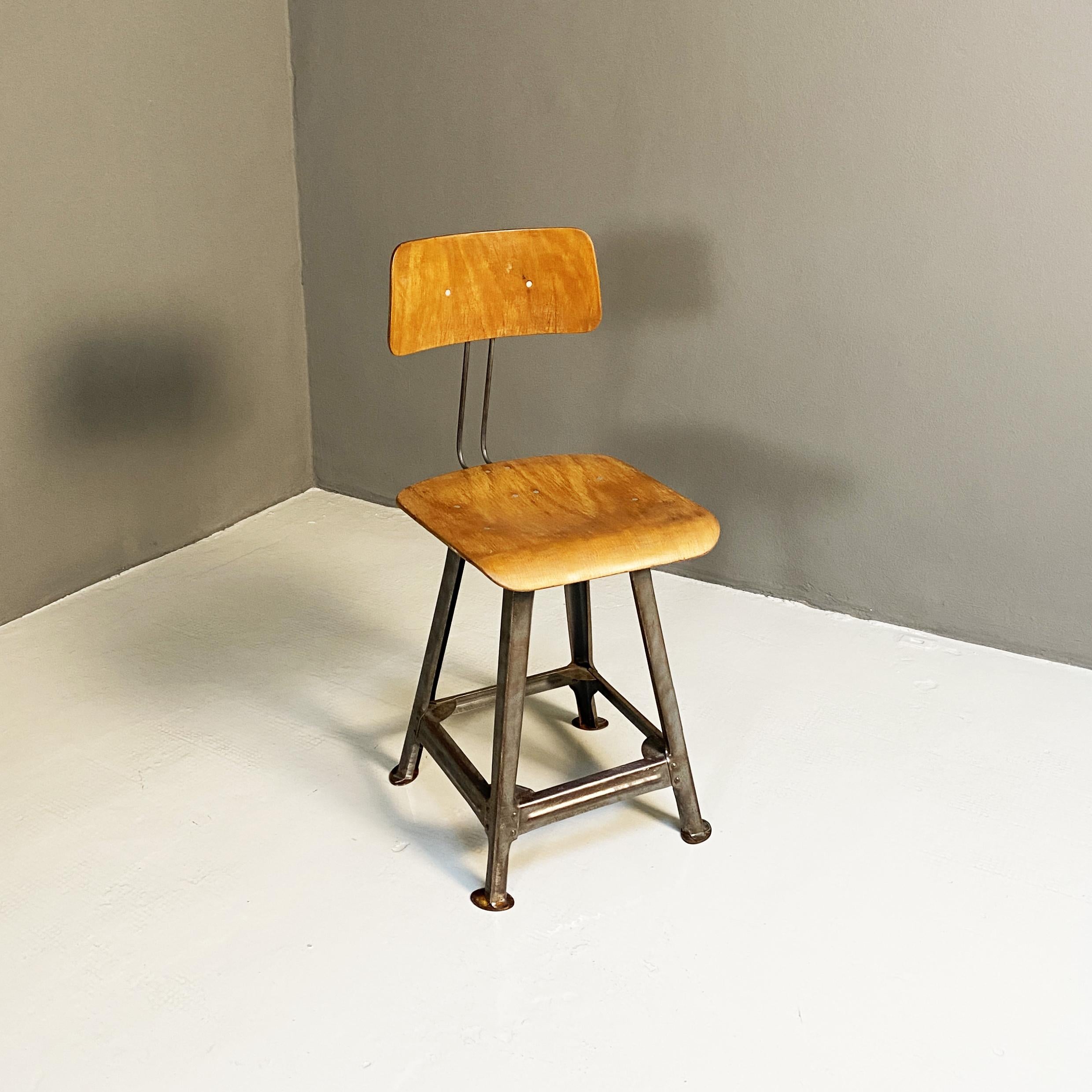 German Mid-Century Modern Industrial wood and metal chair, 1930s
Industrial chair with seat and back in shaped plywood and riveted steel structure.
1930s

Good conditions

Measurements in cm 40 x 47 x 86 H.